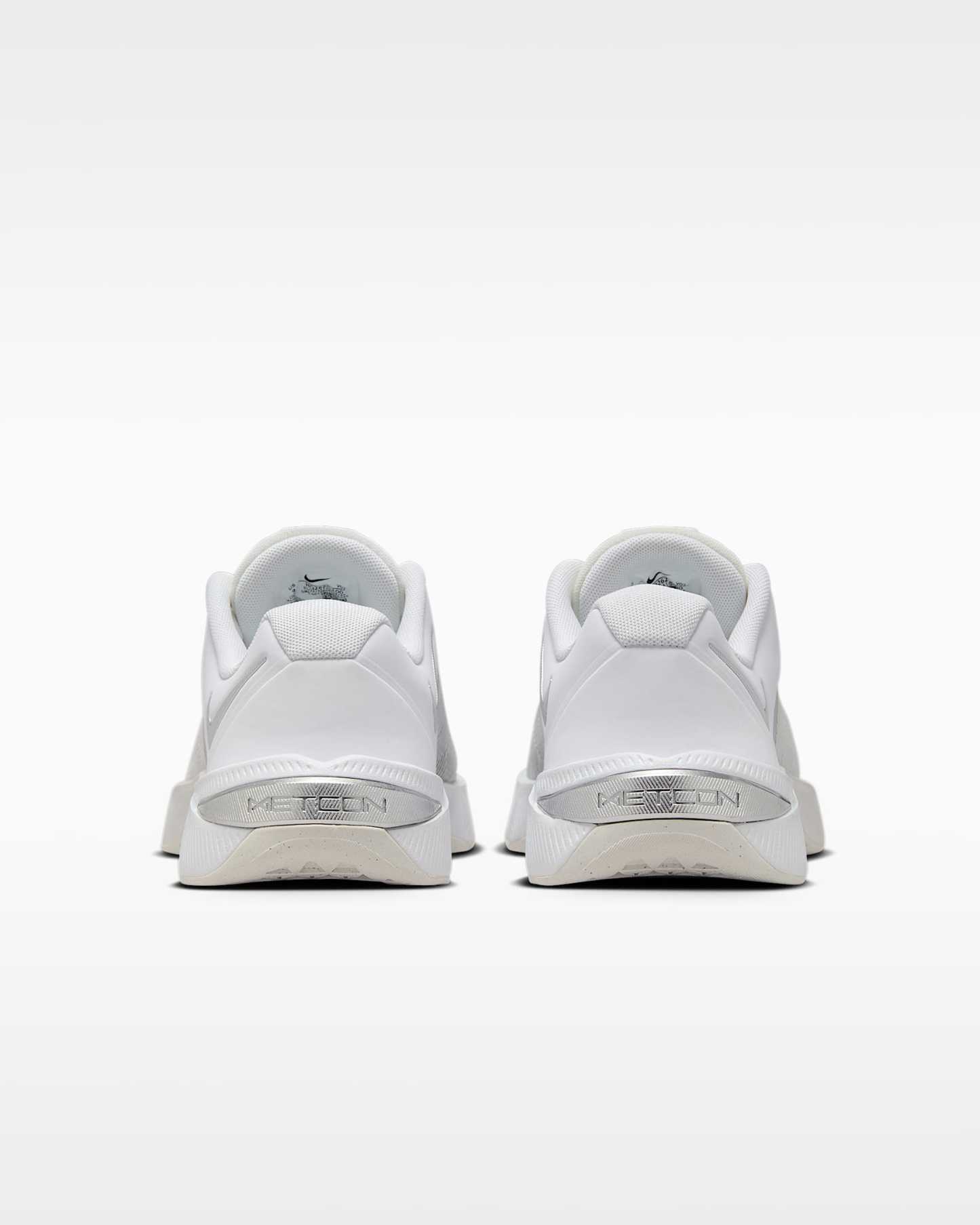 Nike Metcon 10 Kadın Antrenman Ayakkabısı - Beyaz/Platinum Tint/Wolf Grey/Metallic Silver