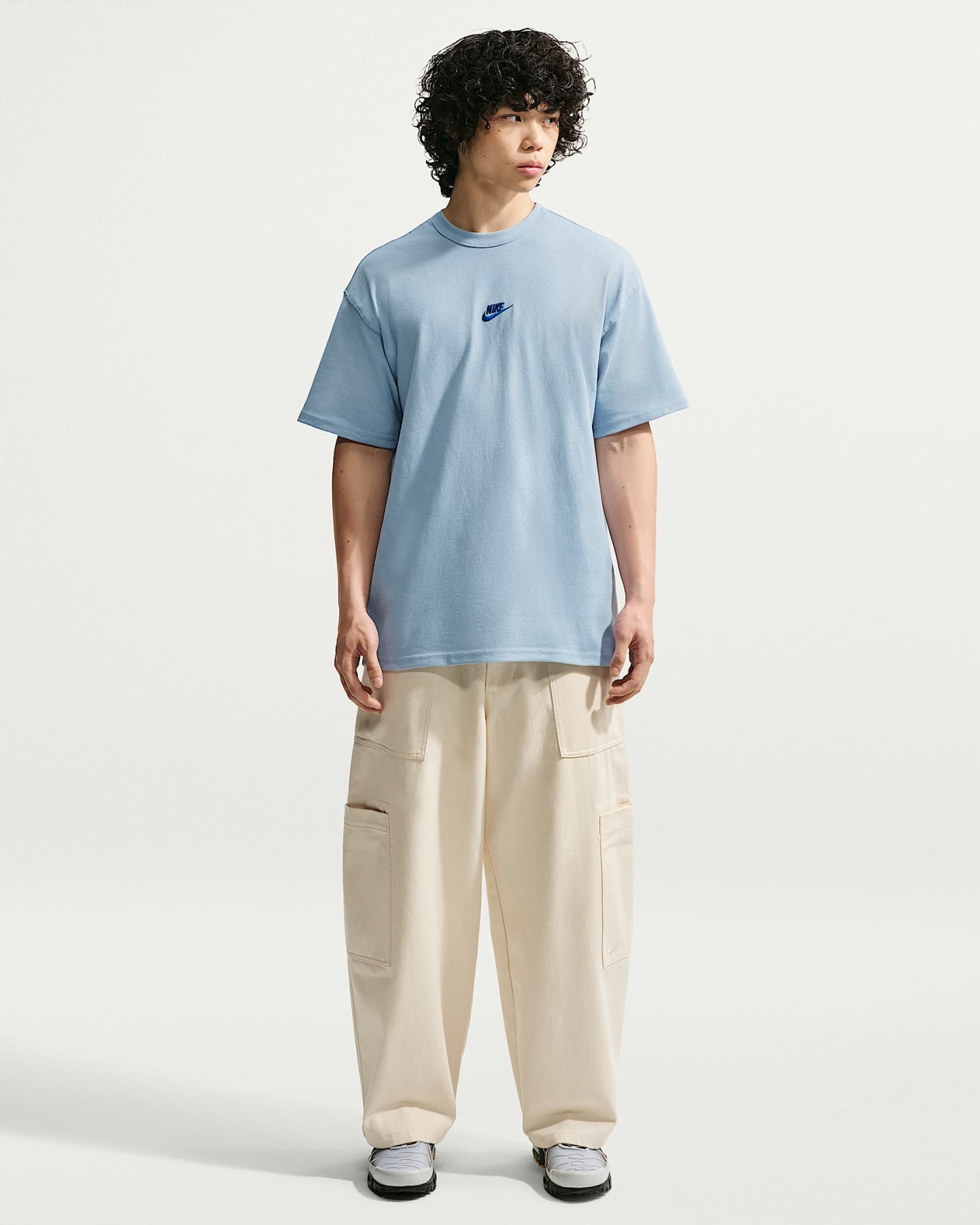Nike Sportswear Premium Essentials Erkek Tişörtü - Light Armory Blue