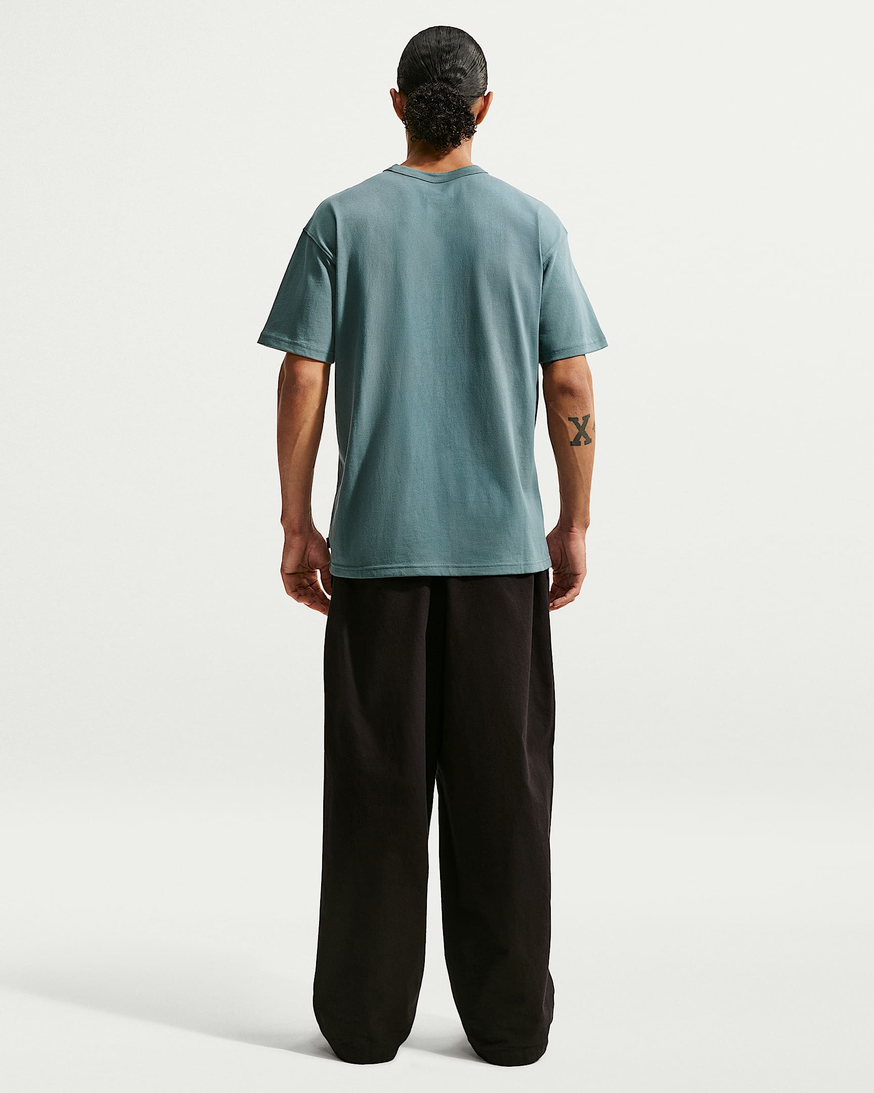 Nike Sportswear Premium Essentials Erkek Tişörtü - Mineral Slate