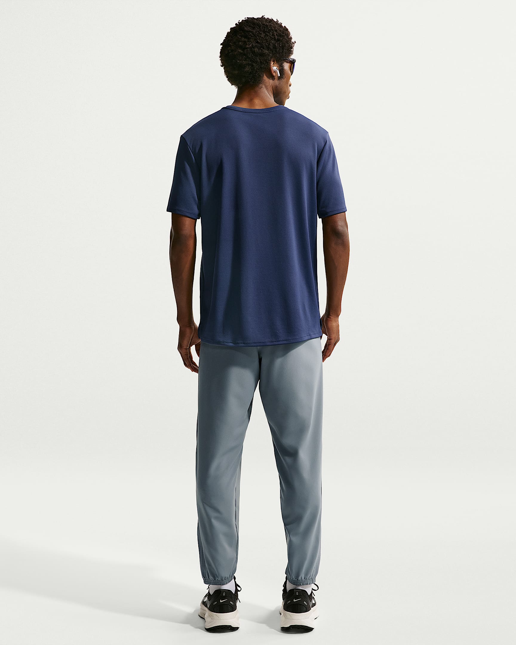 Nike Miler Dri-FIT Kısa Kollu Erkek Koşu Üstü - Midnight Navy/Obsidian