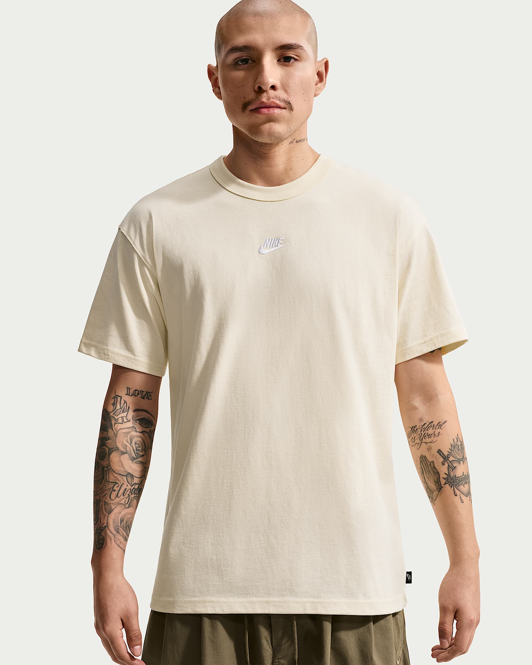 Nike Sportswear Premium Essentials Erkek Tişörtü - Coconut Milk