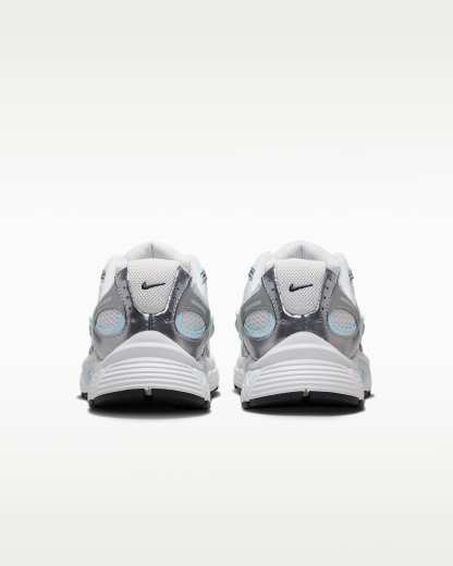 Nike V5 RNR Yansıtıcı Tasarım Vurgulu Kadın Ayakkabısı - Grey Fog/Off White/Glacier Blue/Anthracite