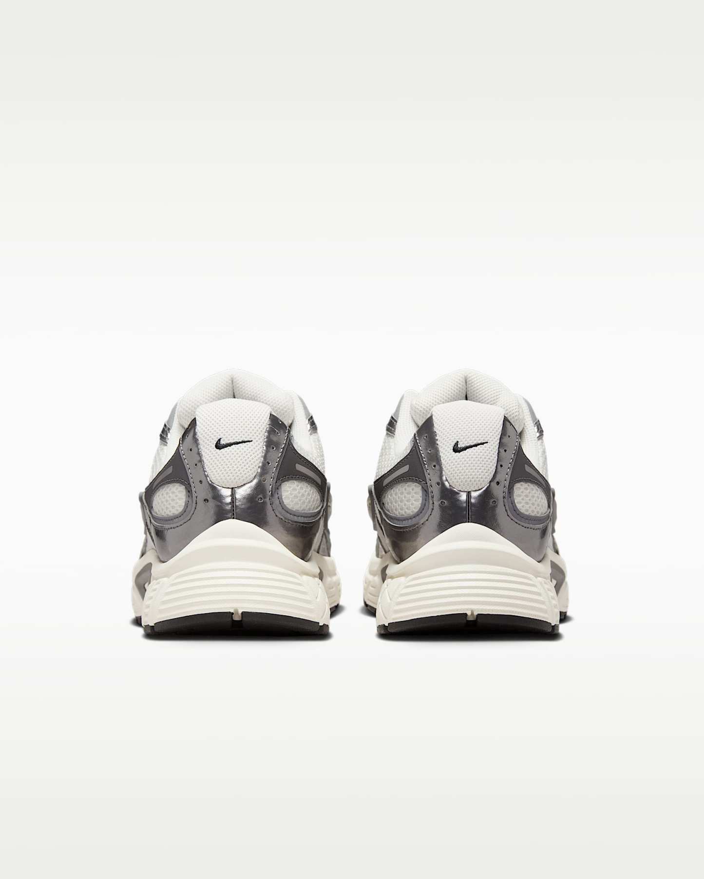 Nike V5 RNR Erkek Ayakkabısı - Phantom/Pencil Point/Siyah