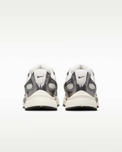 Nike V5 RNR Erkek Ayakkabısı - Phantom/Pencil Point/Siyah