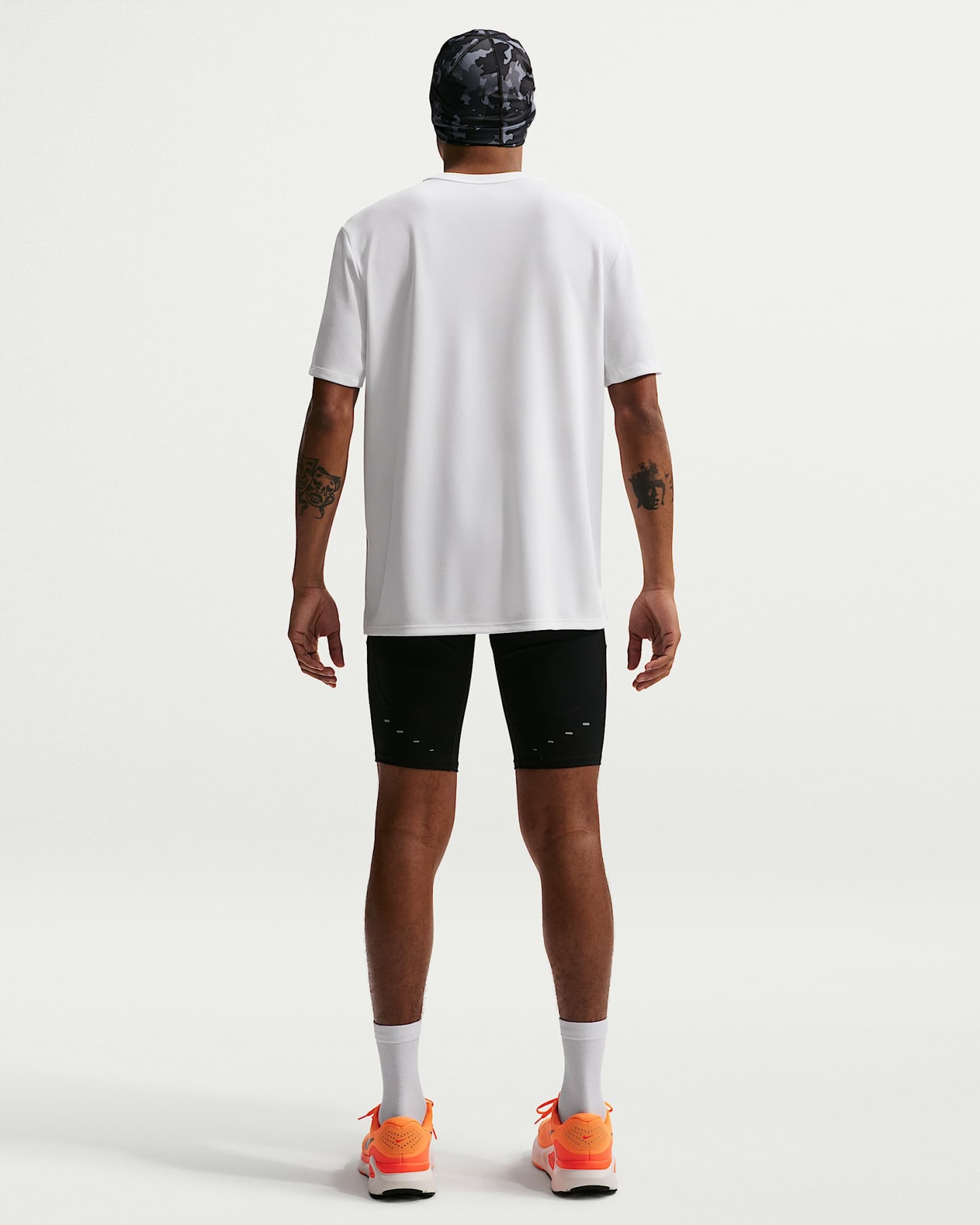 Nike Miler Dri-FIT Kısa Kollu Erkek Koşu Üstü - Beyaz/Beyaz