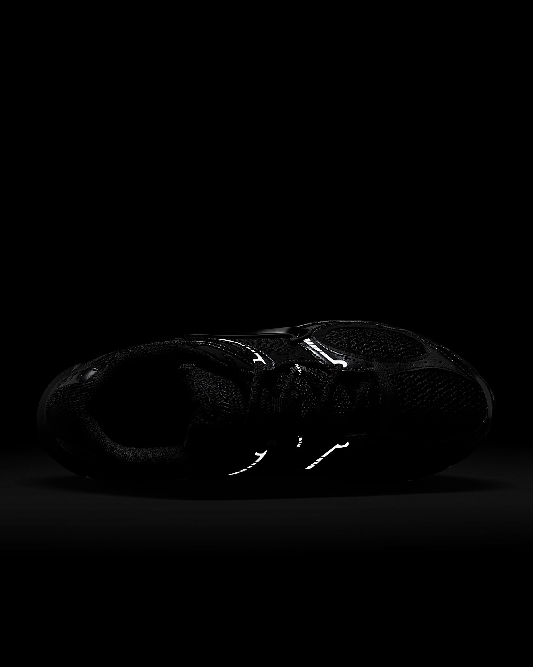 Nike V5 RNR Erkek Ayakkabısı - Siyah/Anthracite/Siyah