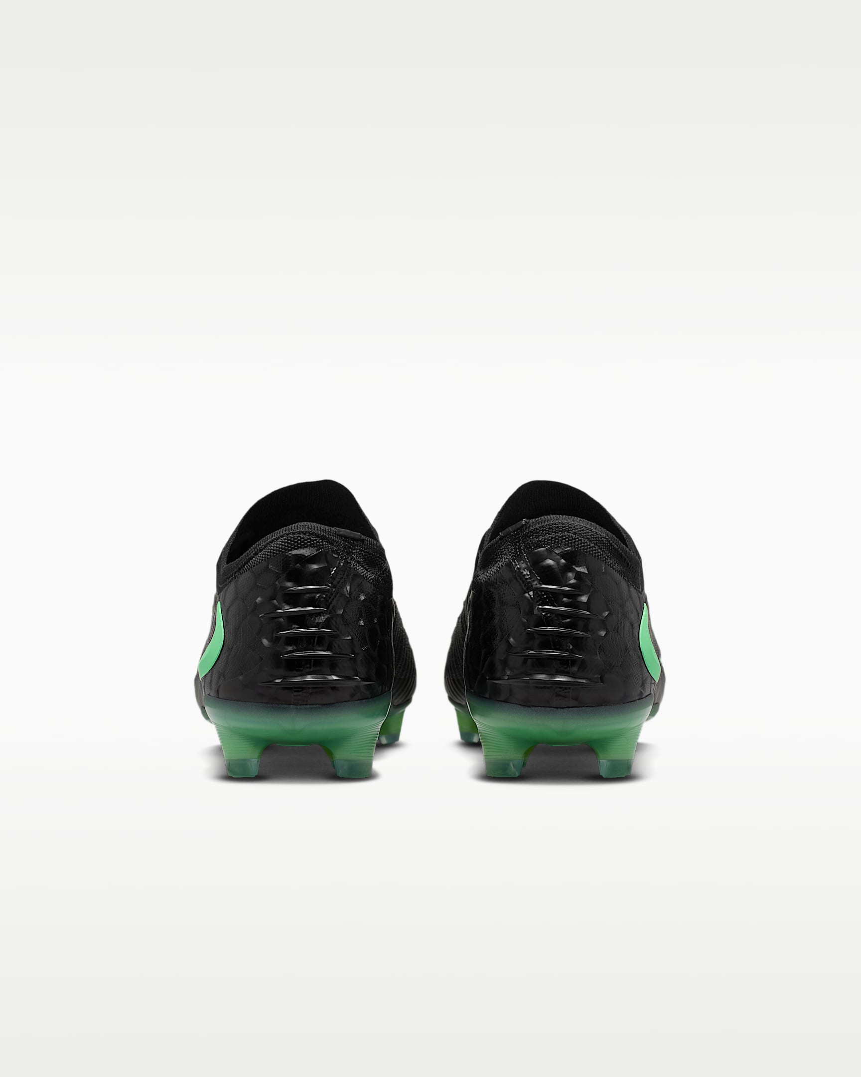Nike Phantom 6 Low Elite Kuru Çim Zemin Kramponu - Siyah/Siyah/Illusion Green