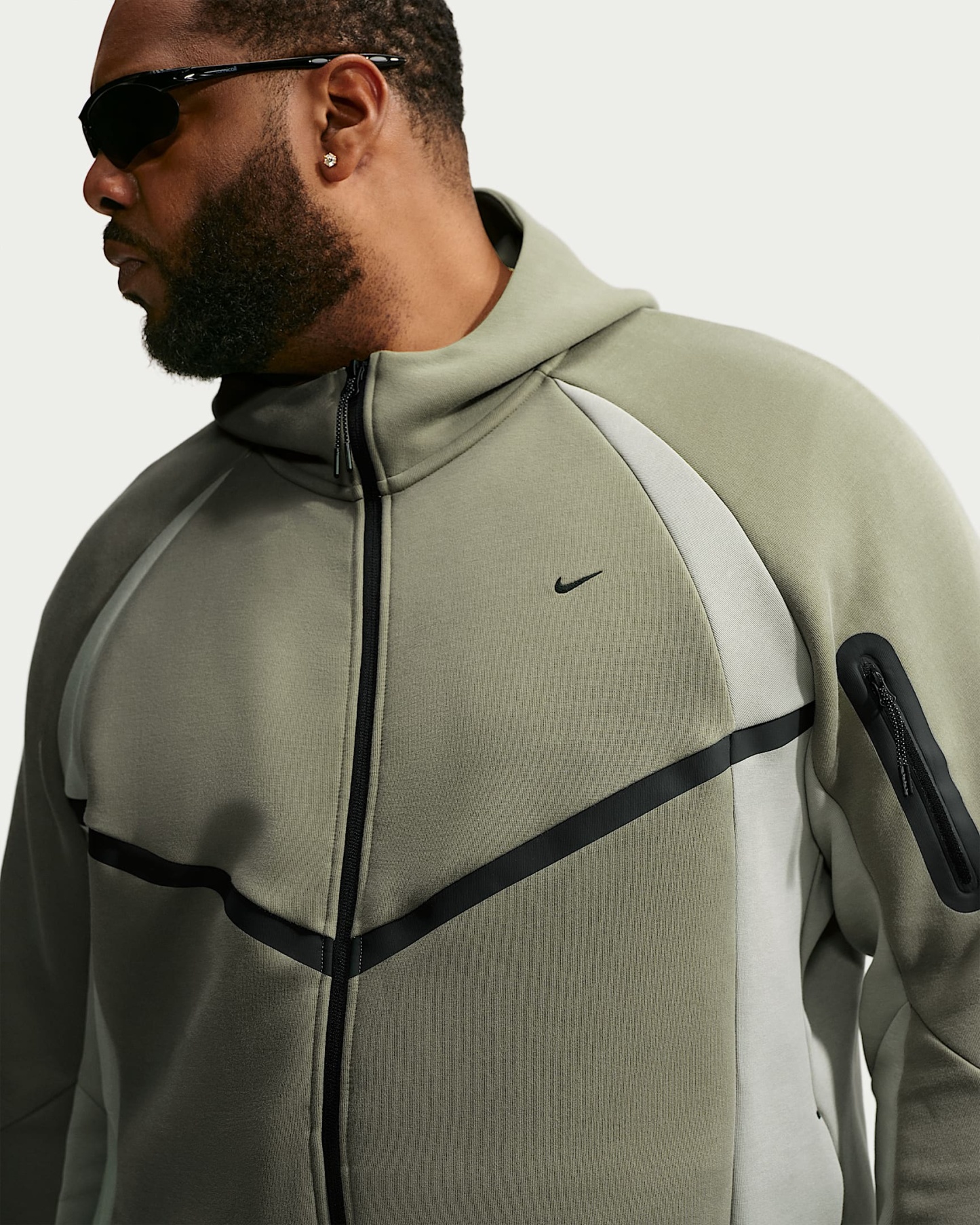 Nike Tech Renk Bloklu Tam Boy Fermuarlı Fleece Windrunner Erkek Ceketi - Silver Sage/Jade Horizon/Siyah