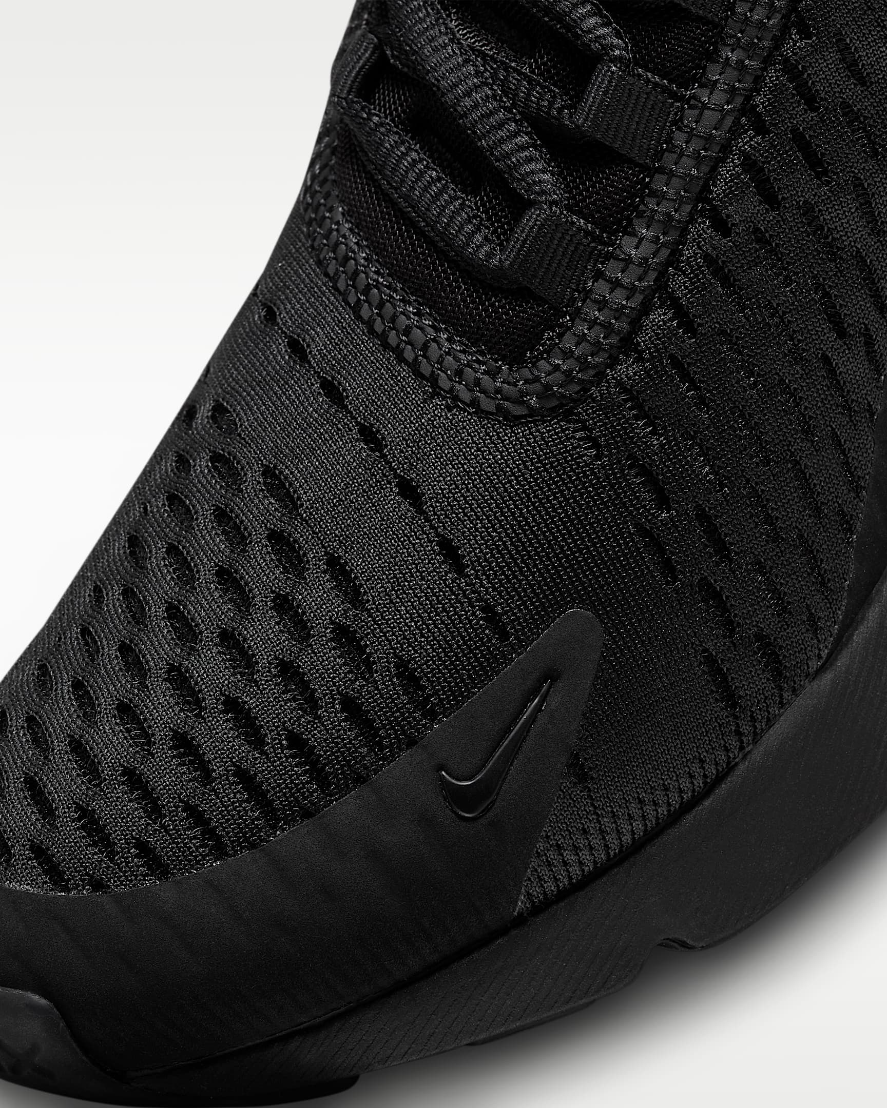 Nike Air Max 270 Kadın Ayakkabısı - Siyah/Siyah/Siyah