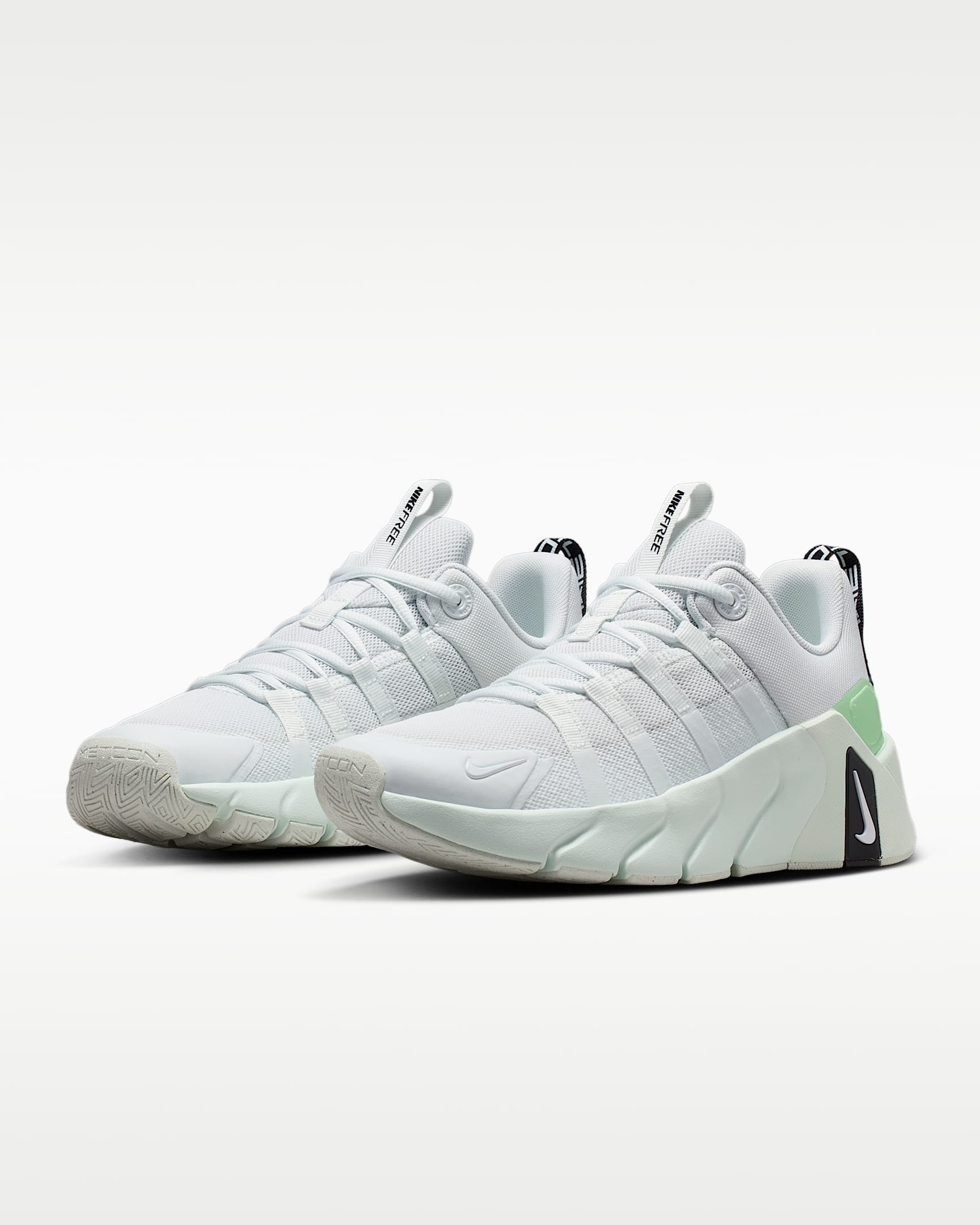 Nike Free Metcon 7 Kadın Antrenman Ayakkabısı - Off White/Cucumber Calm/Barely Green/Beyaz