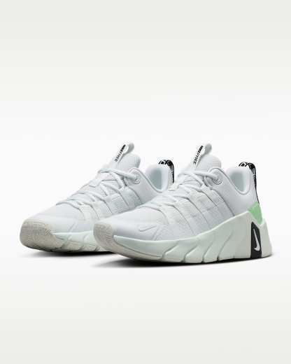 Nike Free Metcon 7 Kadın Antrenman Ayakkabısı - Off White/Cucumber Calm/Barely Green/Beyaz