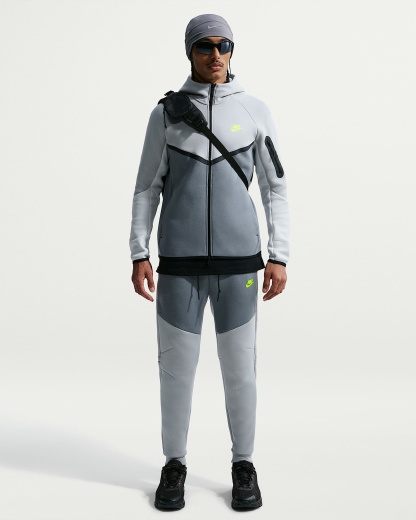 Nike Tech Fleece Erkek Jogger'ı - Light Smoke Grey/Cool Grey/Volt