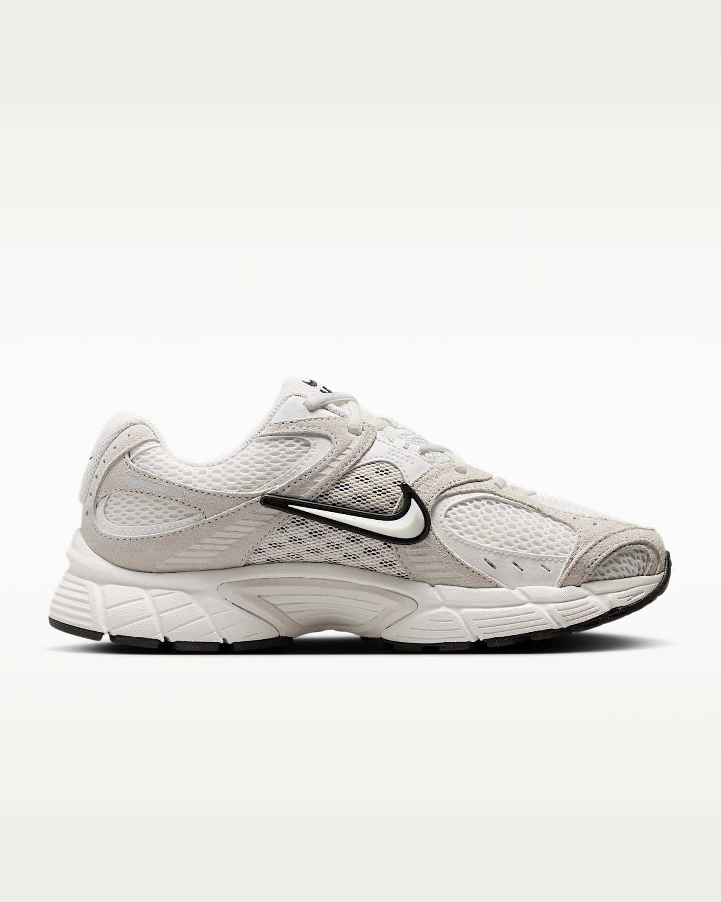 Nike V5 RNR Suede Kadın Ayakkabısı - Summit White/Photon Dust/Summit White