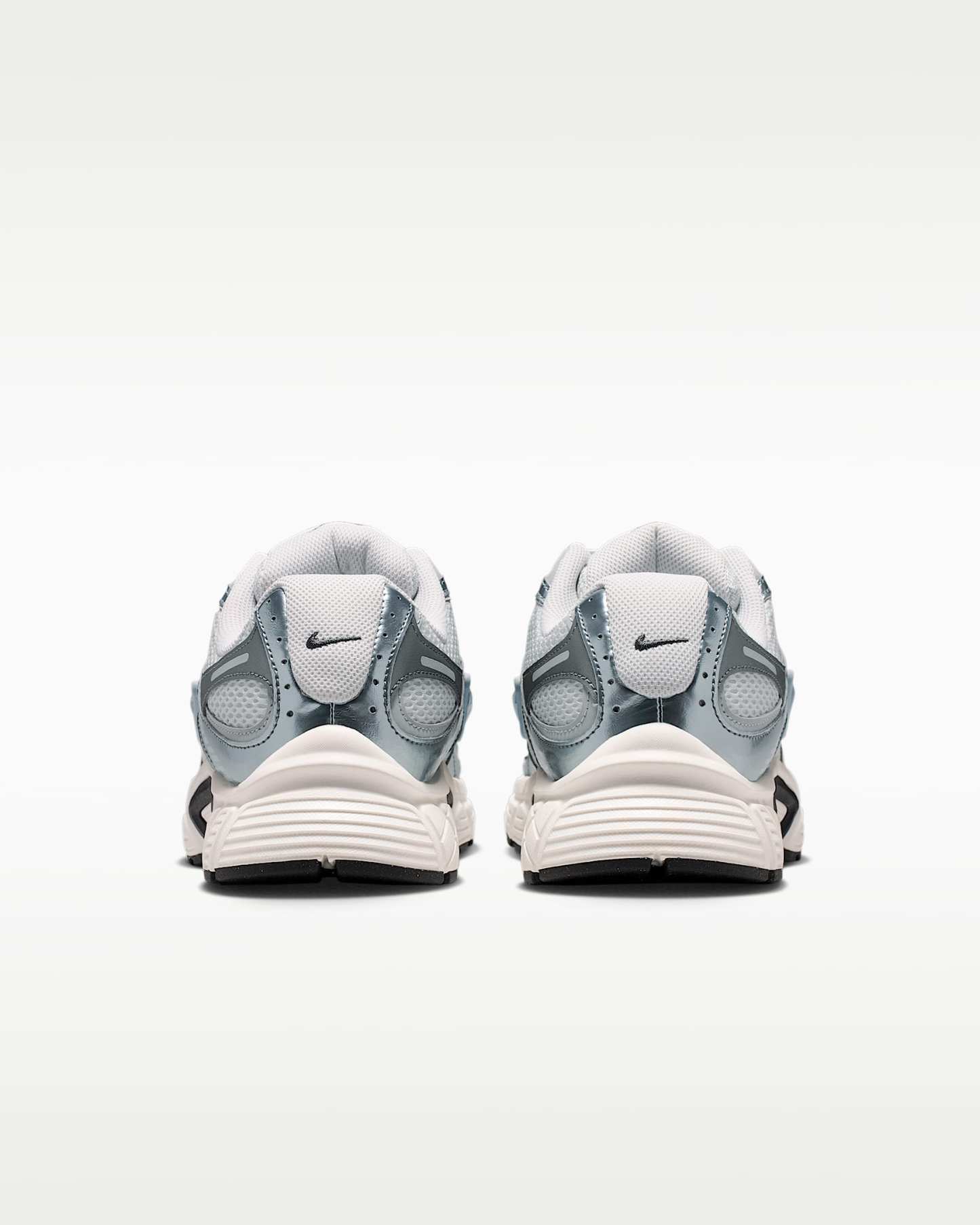 Nike V5 RNR Erkek Ayakkabısı - Photon Dust/Smoke Grey/Light Smoke Grey/Dark Smoke Grey