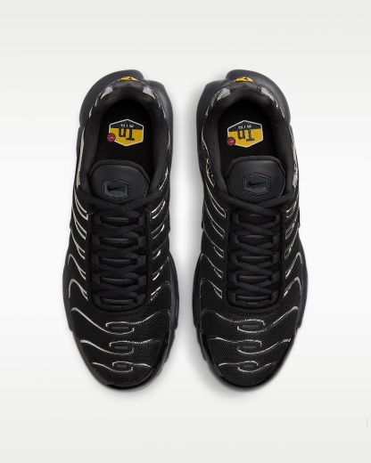 Nike Air Max Plus SE Kadın Ayakkabısı - Siyah/Metallic Silver/Laser Crimson/Off Noir