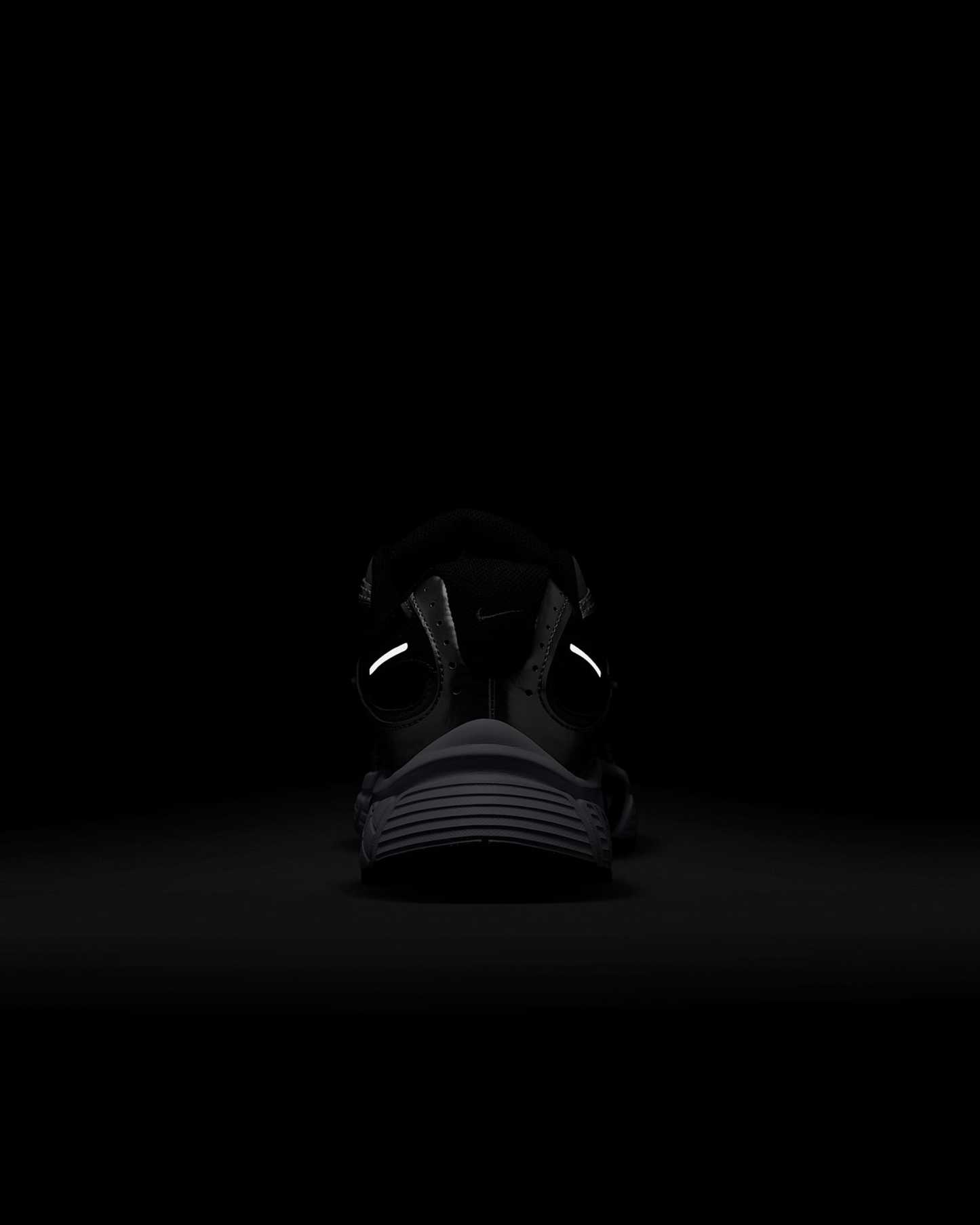 Nike V5 RNR Erkek Ayakkabısı - Siyah/Anthracite/Smoke Grey/Siyah
