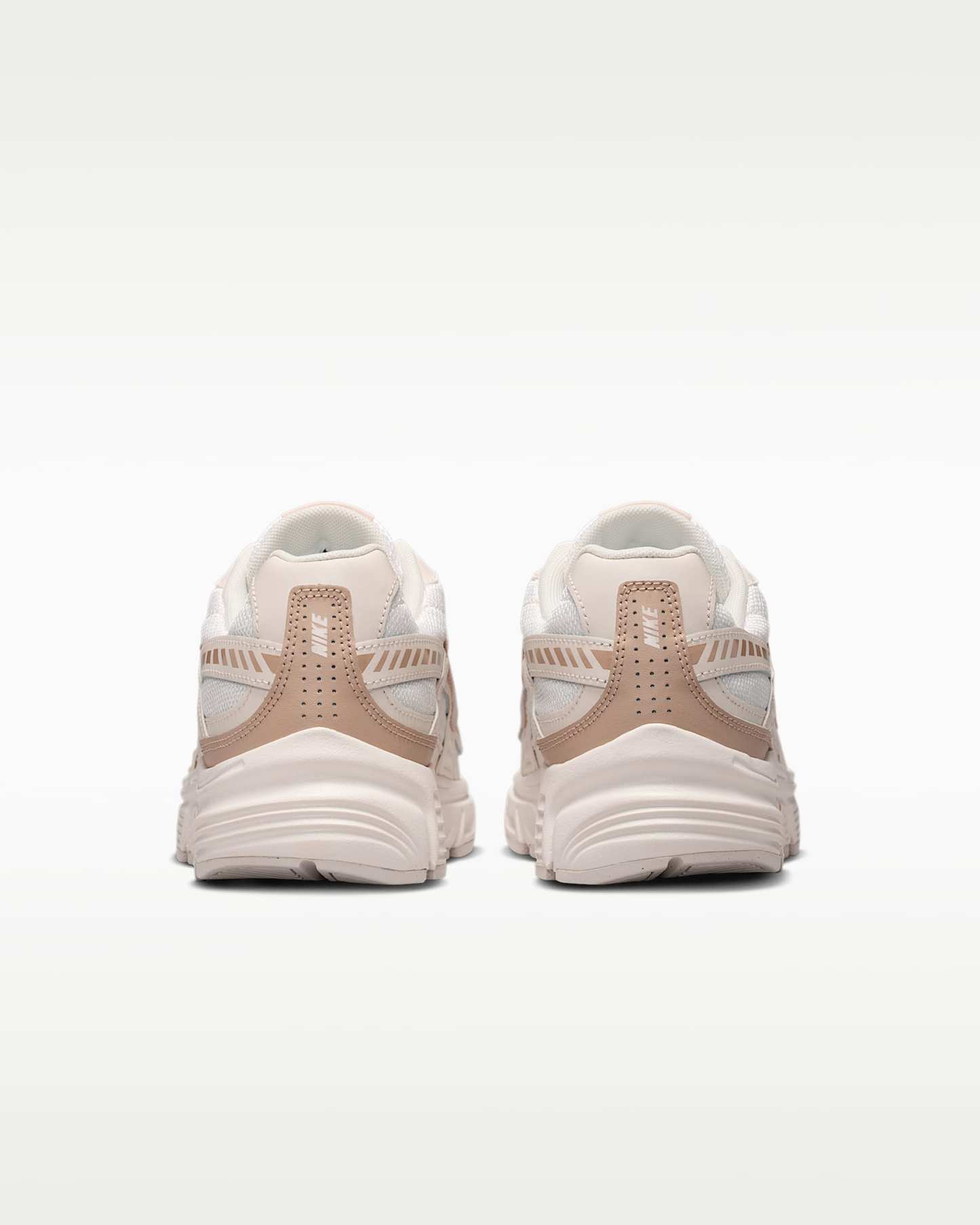 Nike Initiator Kadın Ayakkabısı - Phantom/Shimmer/Chalk
