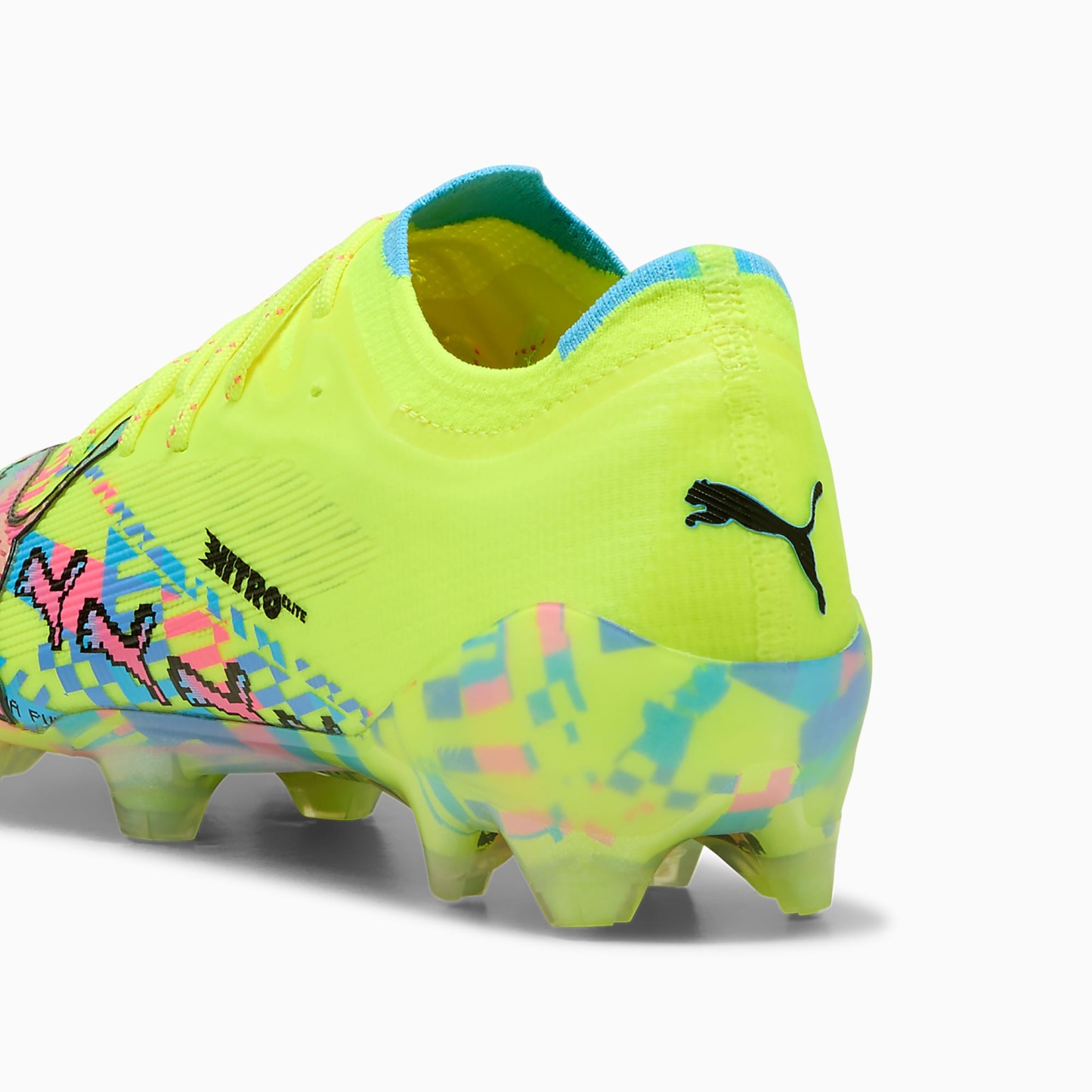 ULTRA NITRO™ 7 ULTIMATE ADVANCED LEVEL FG UNISEX Krampon - PUMA White-Blue Glimmer-Pink Glimmer-Yellow Alert - 109238_01 - Görsel 3