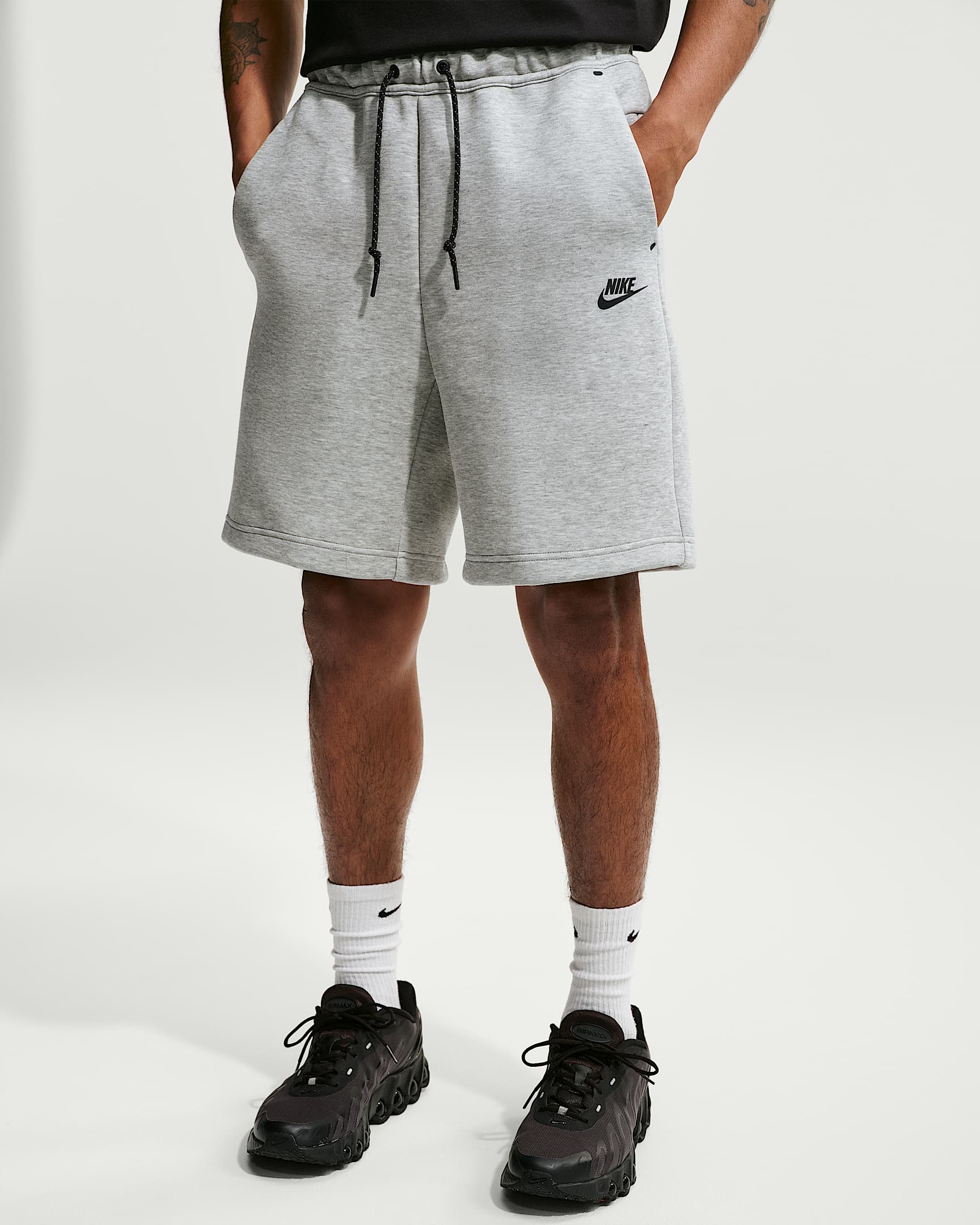 Nike Tech Fleece Erkek Şortu - Dark Grey Heather/Siyah