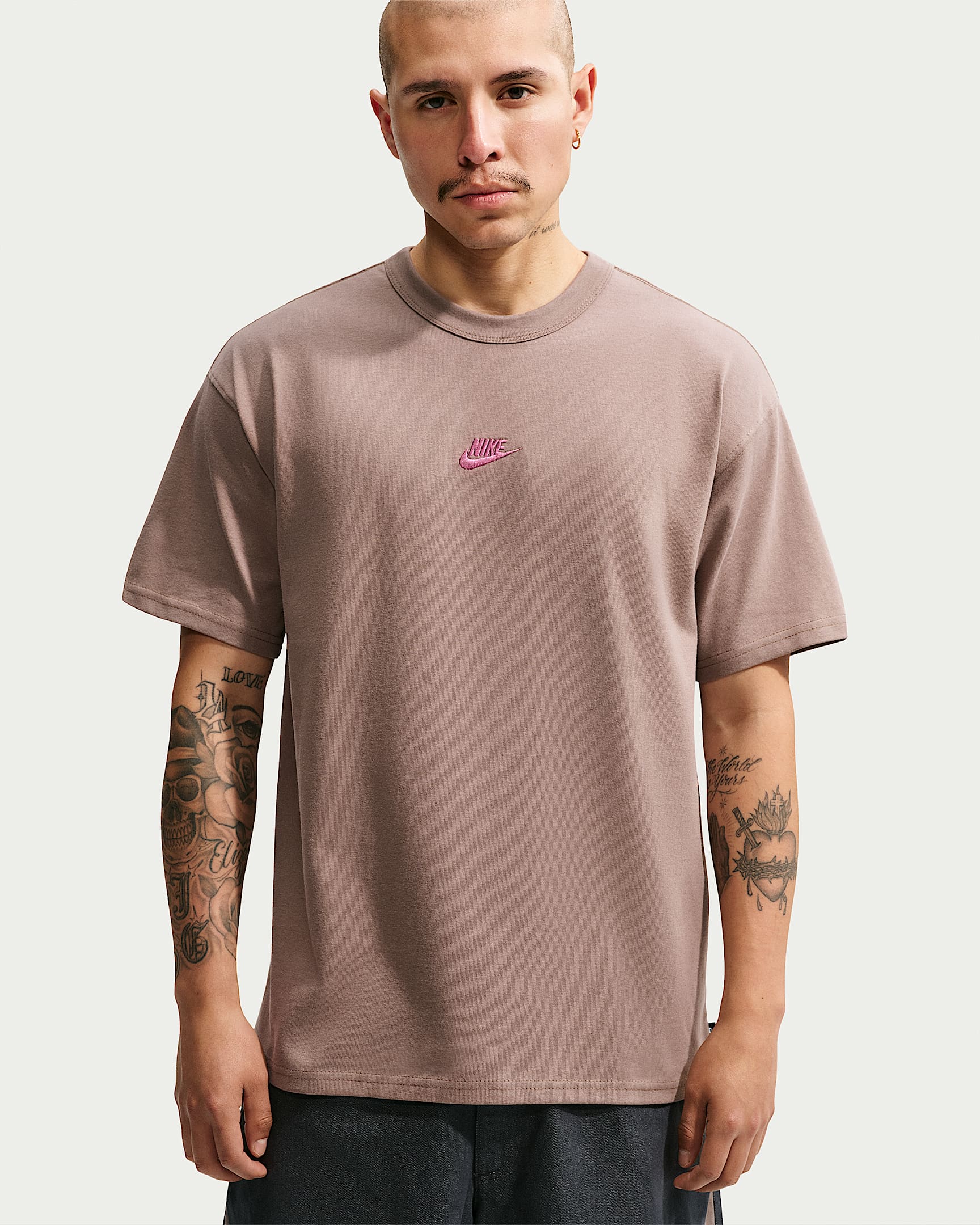 Nike Sportswear Premium Essentials Erkek Tişörtü - Mink Brown