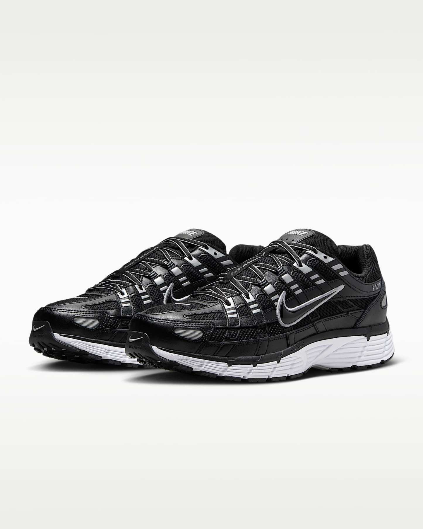 Nike P-6000 Ayakkabı - Siyah/Beyaz/Metallic Silver/Siyah