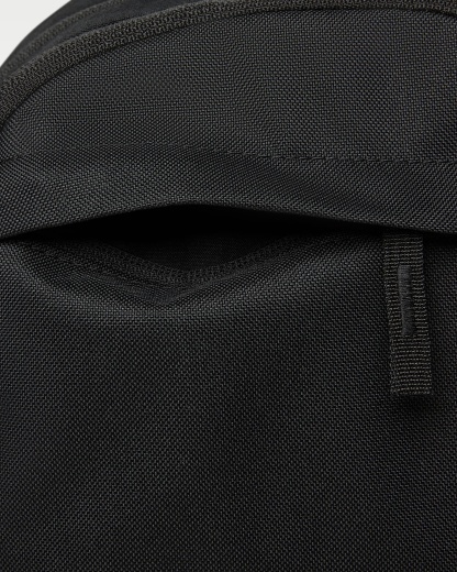 Nike Sırt Çantası (21 L) - Siyah/Siyah/Beyaz