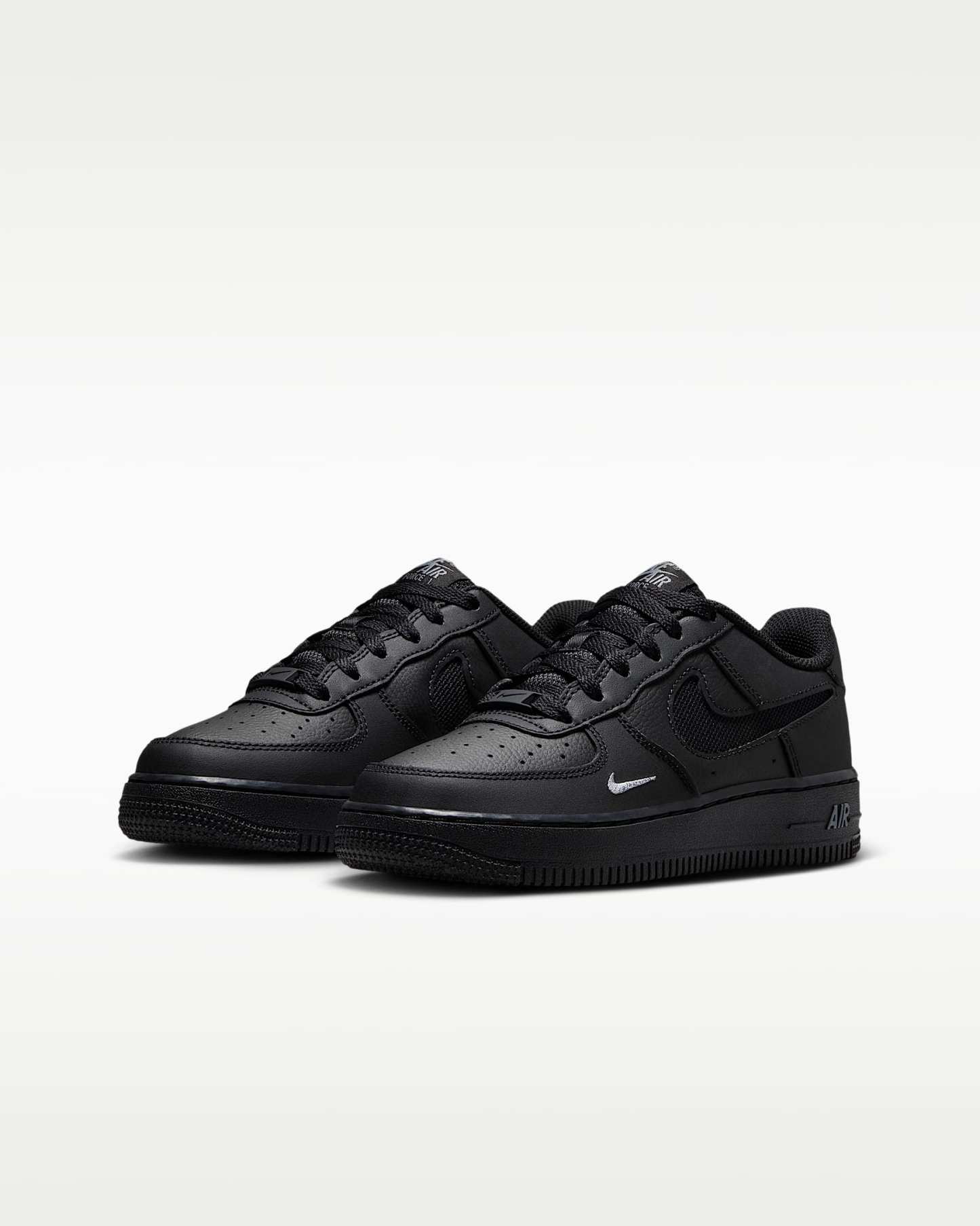 Nike Air Force 1 LV8 Genç Çocuk Ayakkabısı - Siyah/Cool Grey/Cool Grey