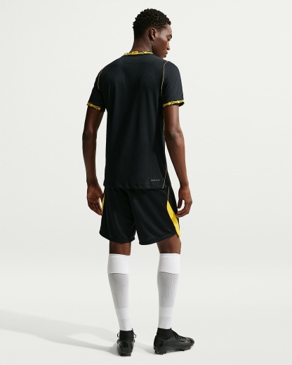 Chelsea FC 2026/27 Maç Deplasman Nike Aero-FIT Orijinal Erkek Futbol Forması - Siyah/Midwest Gold/Midwest Gold