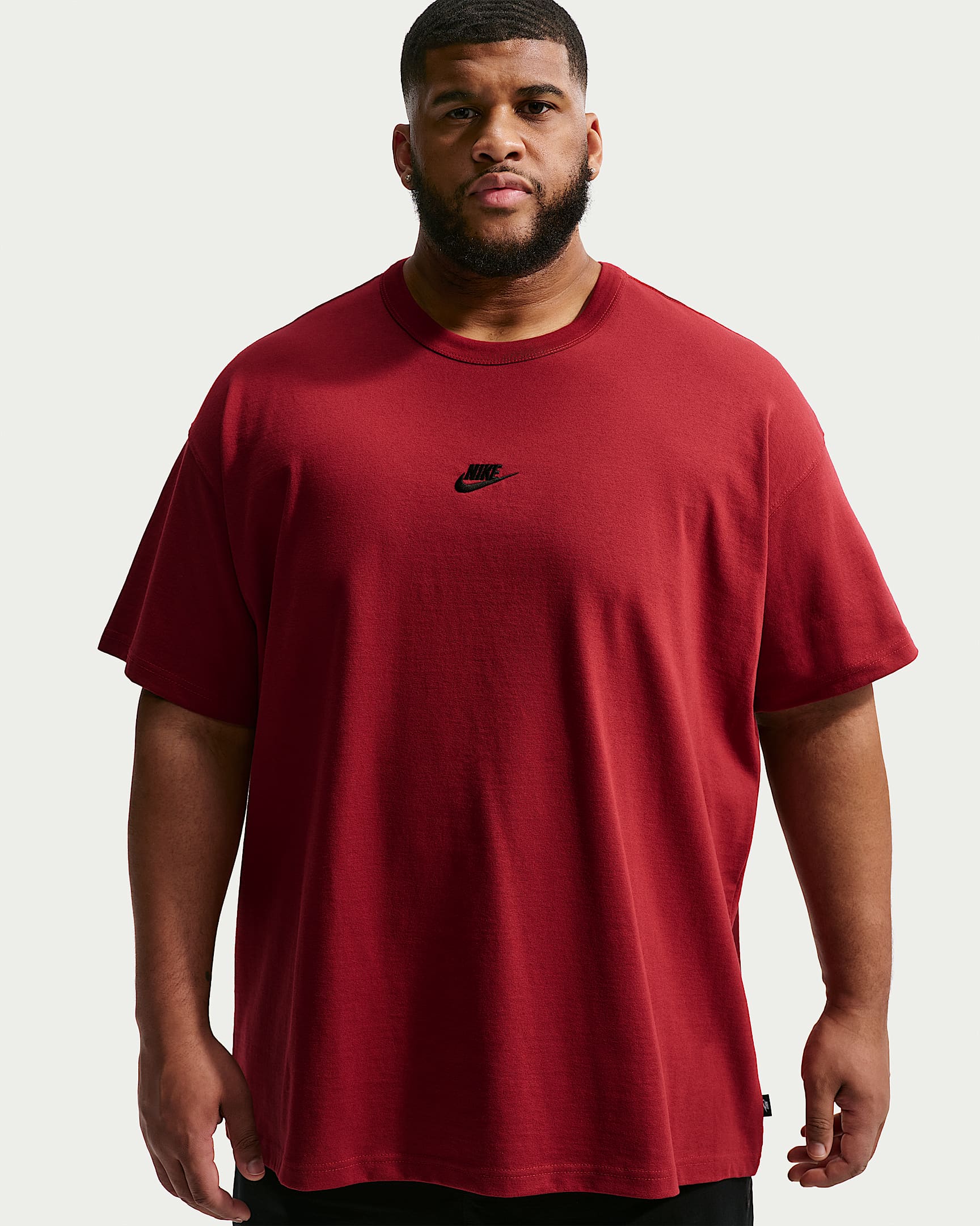 Nike Sportswear Premium Essentials Erkek Tişörtü - Team Crimson