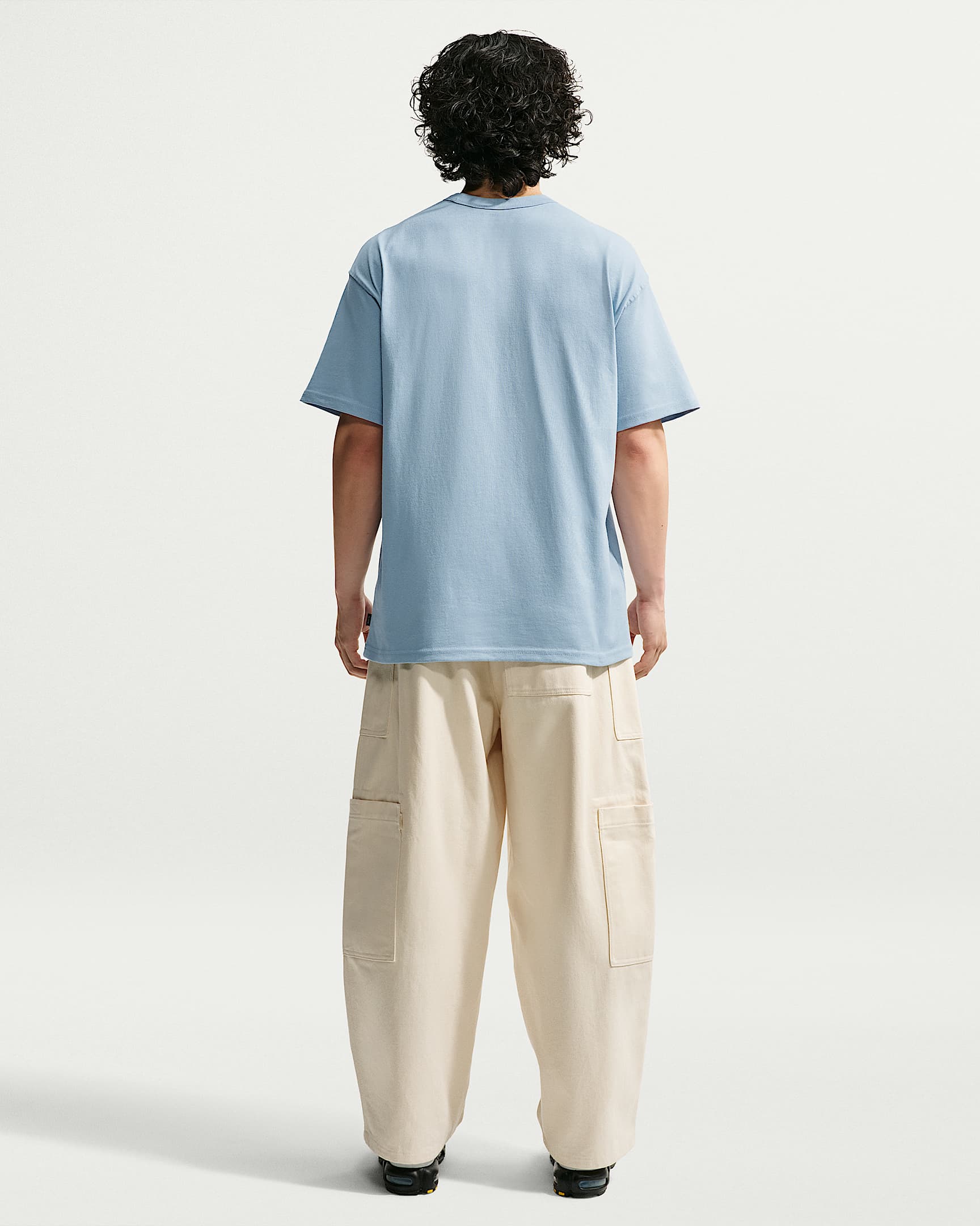 Nike Sportswear Premium Essentials Erkek Tişörtü - Light Armory Blue