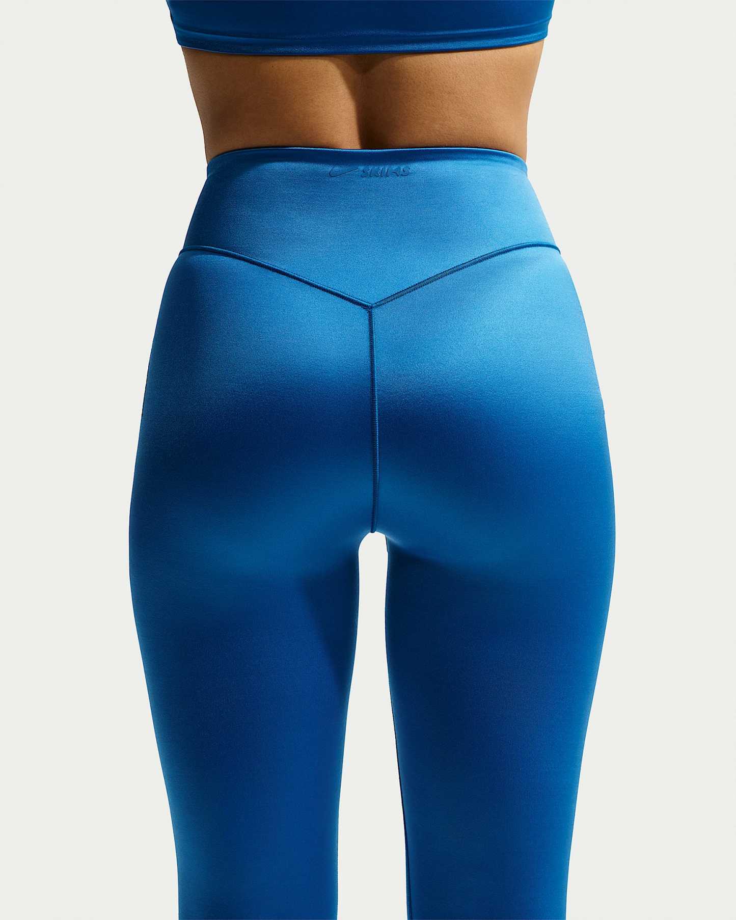 NikeSKIMS Satin Shine Yüksek Belli Dikişsiz 66 cm Kadın Taytı - NSKM Cobalt/NSKM Cobalt