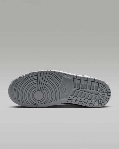 Air Jordan 1 Low SE Erkek Ayakkabısı - Beyaz/Iron Grey/Wolf Grey