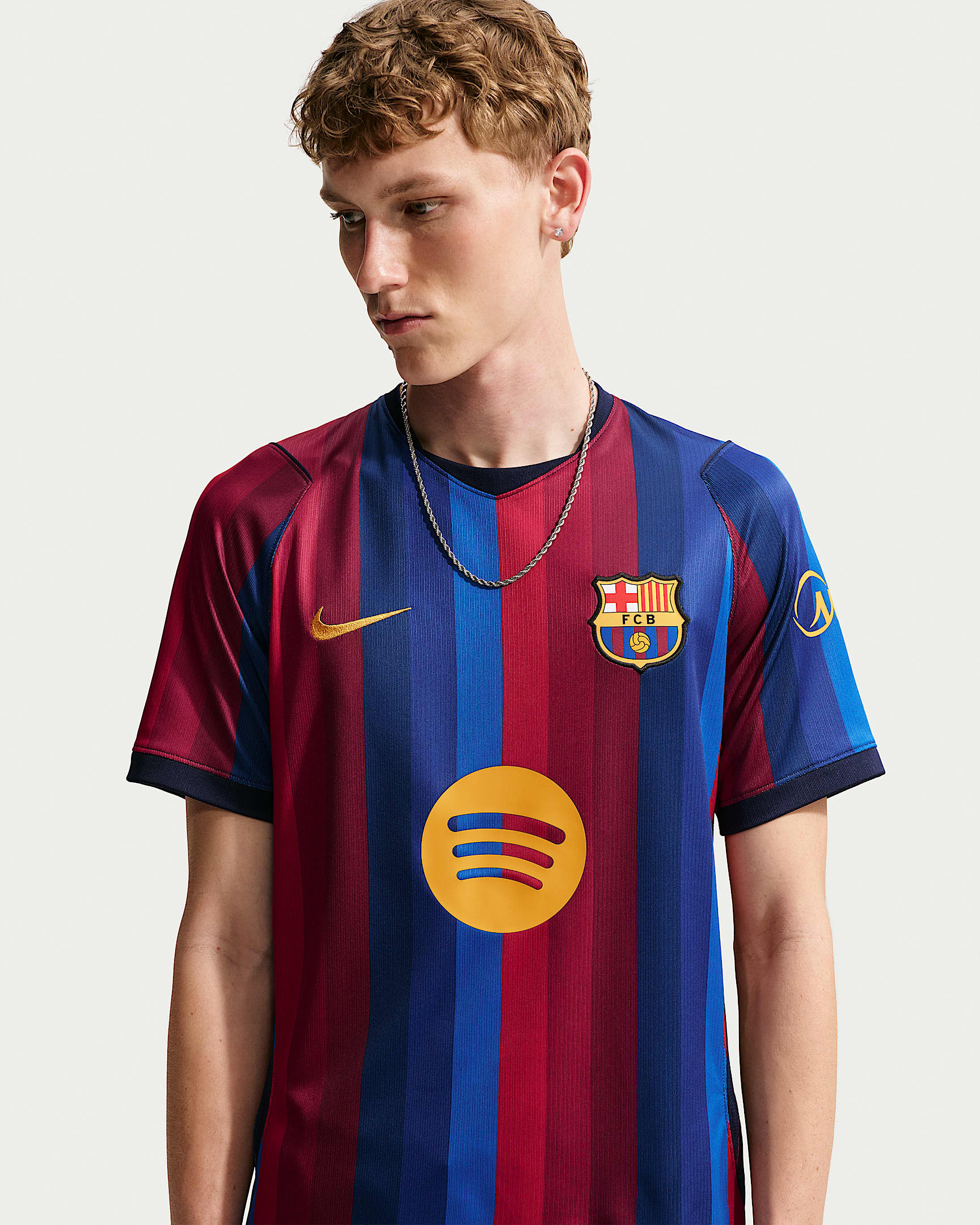 FC Barcelona 2026/27 Stadyum İç Saha Nike Dri-FIT Erkek Futbol Taraftar Forması - Deep Garnet/Blue Void/Blackened Blue/Mineral Yellow