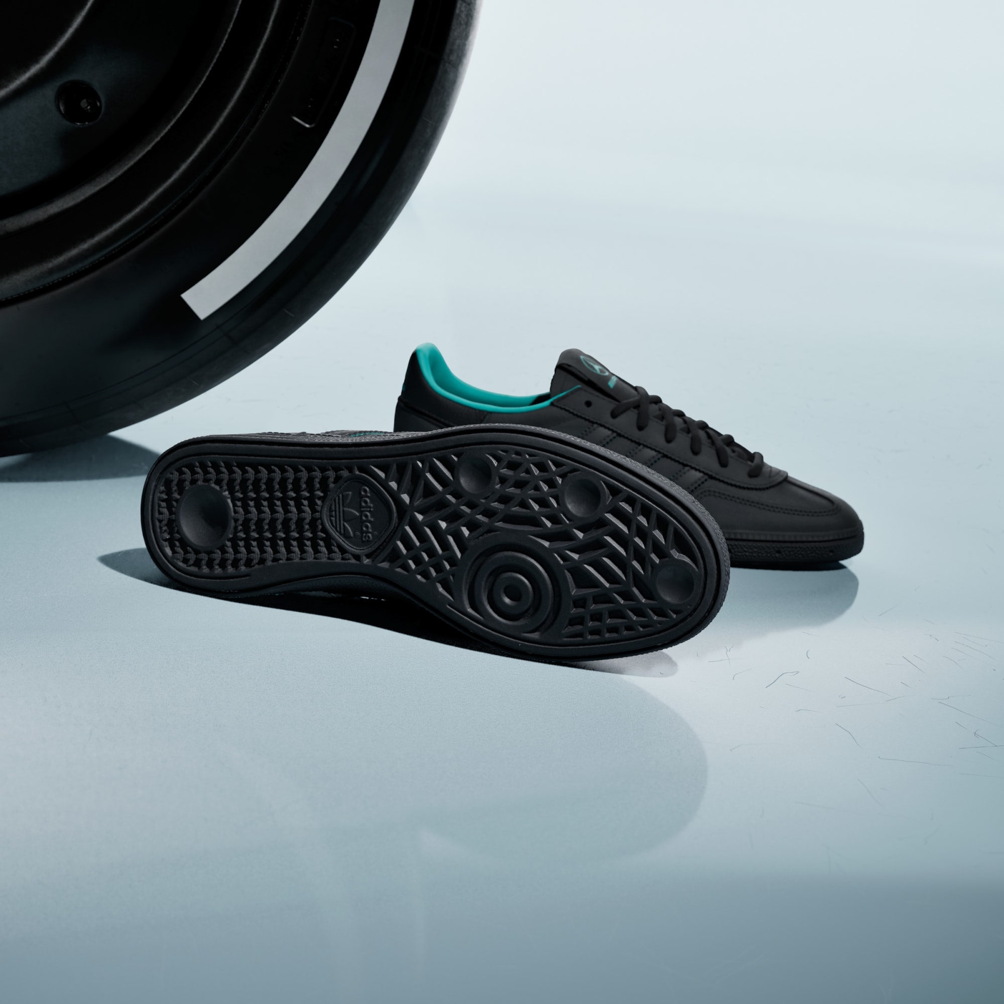 HANDBALL SPEZIAL MERCEDES AYAKKABI - Core Black / Core Black / Semi Mint Rush - KJ1195 - Görsel 4