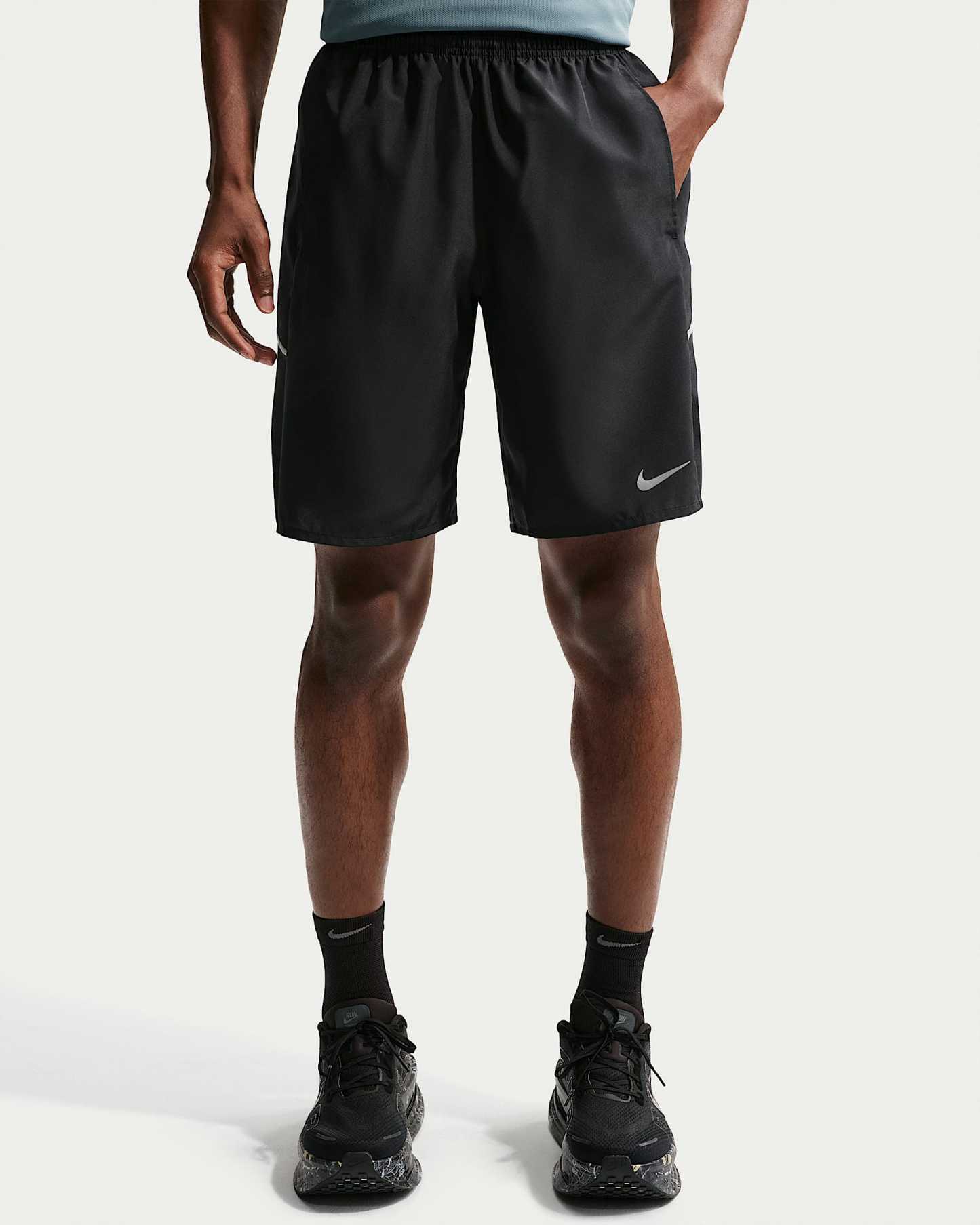Nike Miler Dri-FIT 23 cm Astarsız Erkek Koşu Şortu - Siyah/Siyah