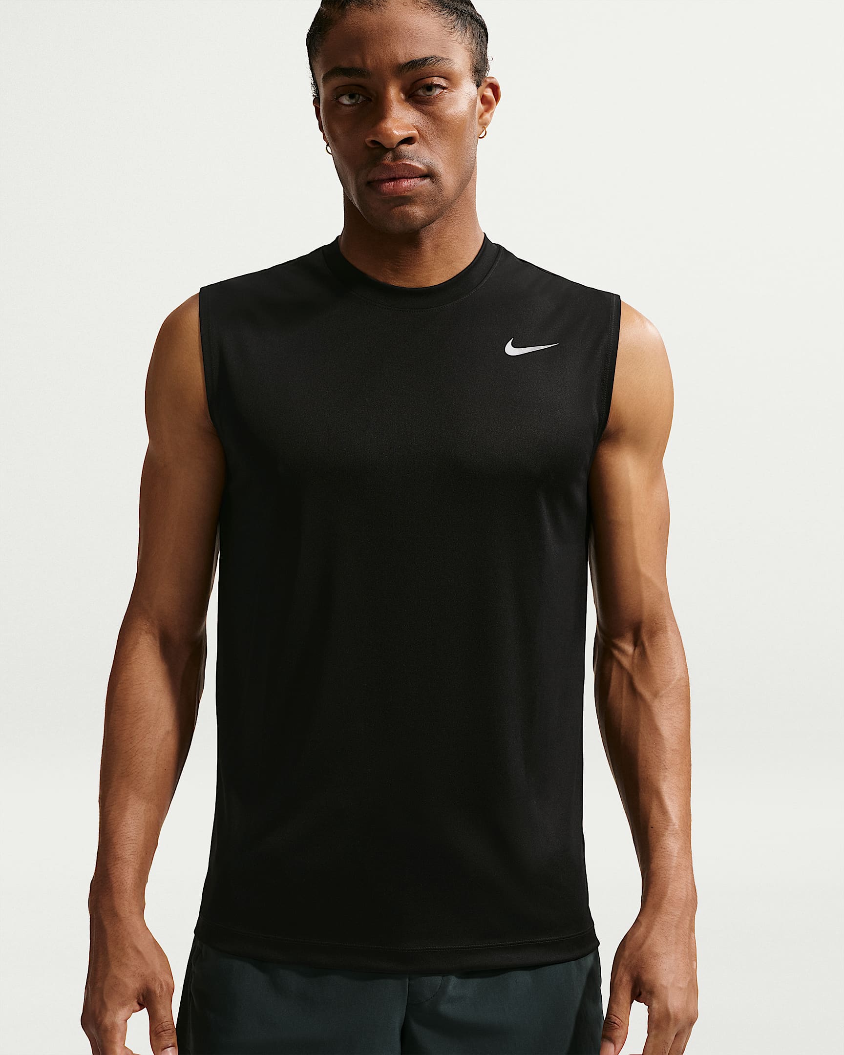 Nike Dri-FIT Kolsuz Erkek Antrenman Üstü - Siyah/Matte Silver