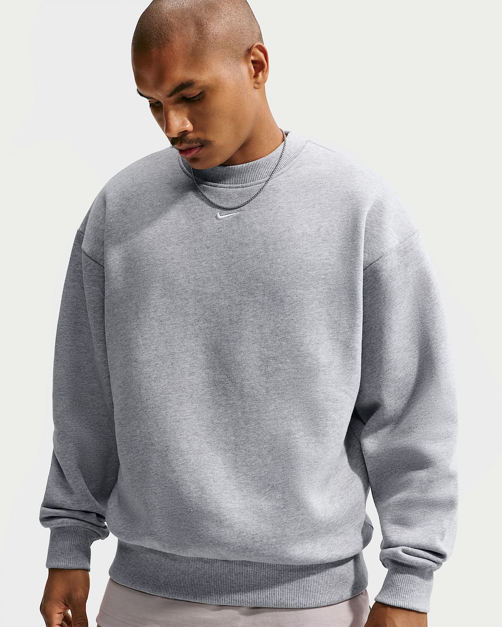 Nike Solo Fleece Crew Yakalı Erkek Sweatshirt'ü - Dark Grey Heather/Sail