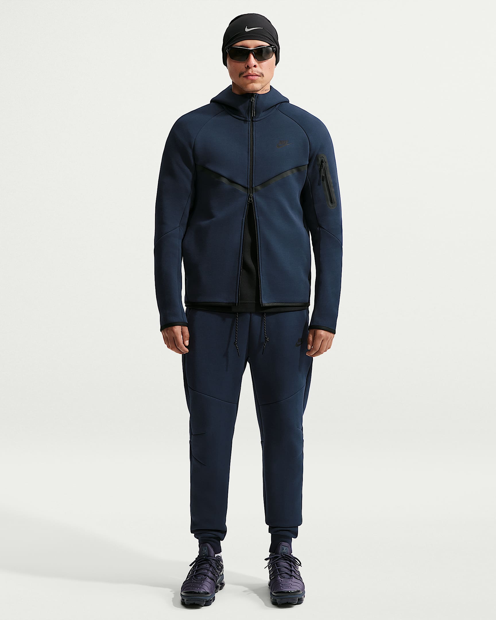 Nike Tech Fleece Erkek Jogger'ı - Obsidian/Siyah
