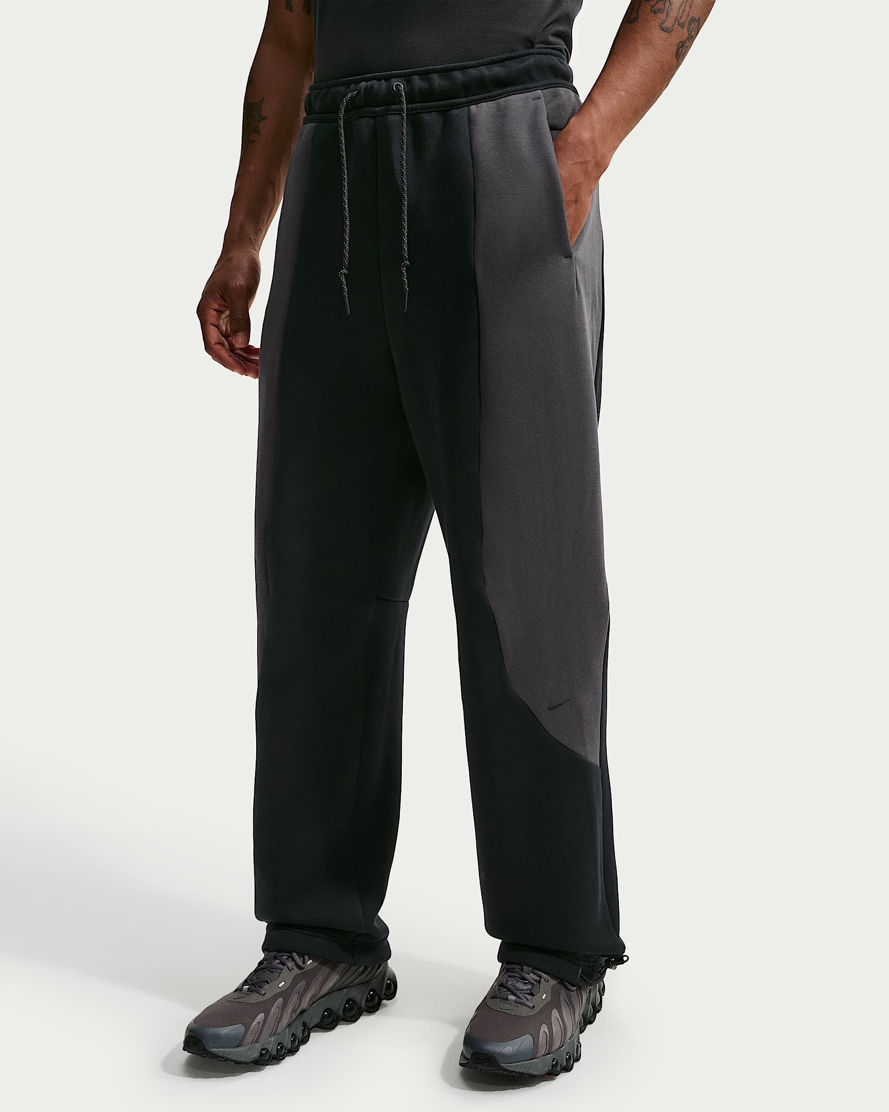 Nike Tech Renk Bloklu Açık Paçalı Fleece Erkek Eşofman Altı - Siyah/Anthracite/Siyah