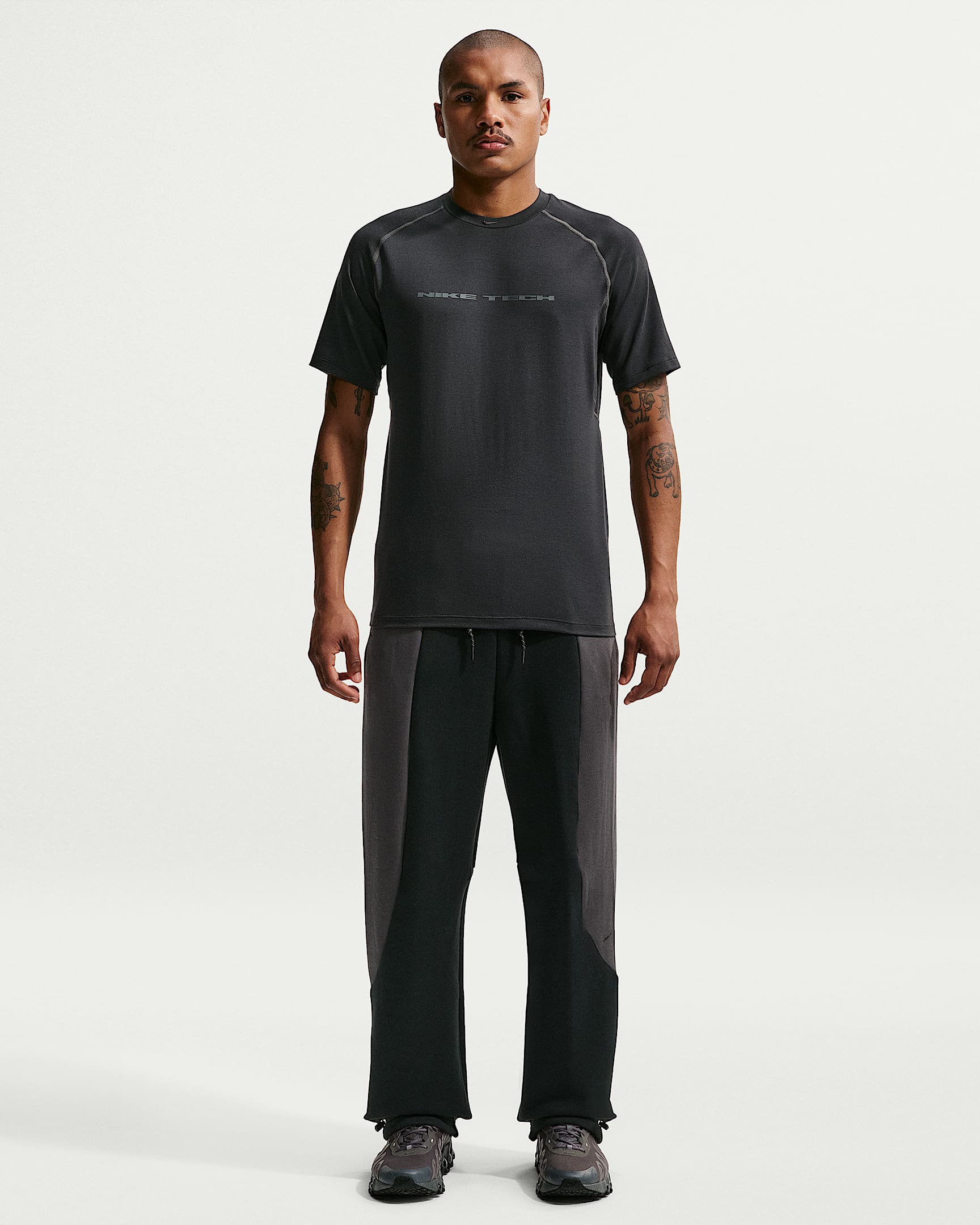 Nike Tech Renk Bloklu Açık Paçalı Fleece Erkek Eşofman Altı - Siyah/Anthracite/Siyah