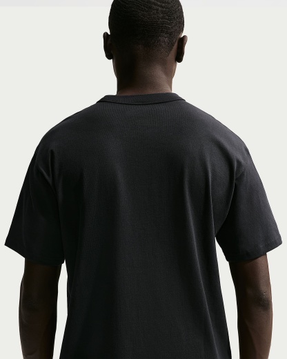 Nike Sportswear Premium Essentials Erkek Tişörtü - Siyah