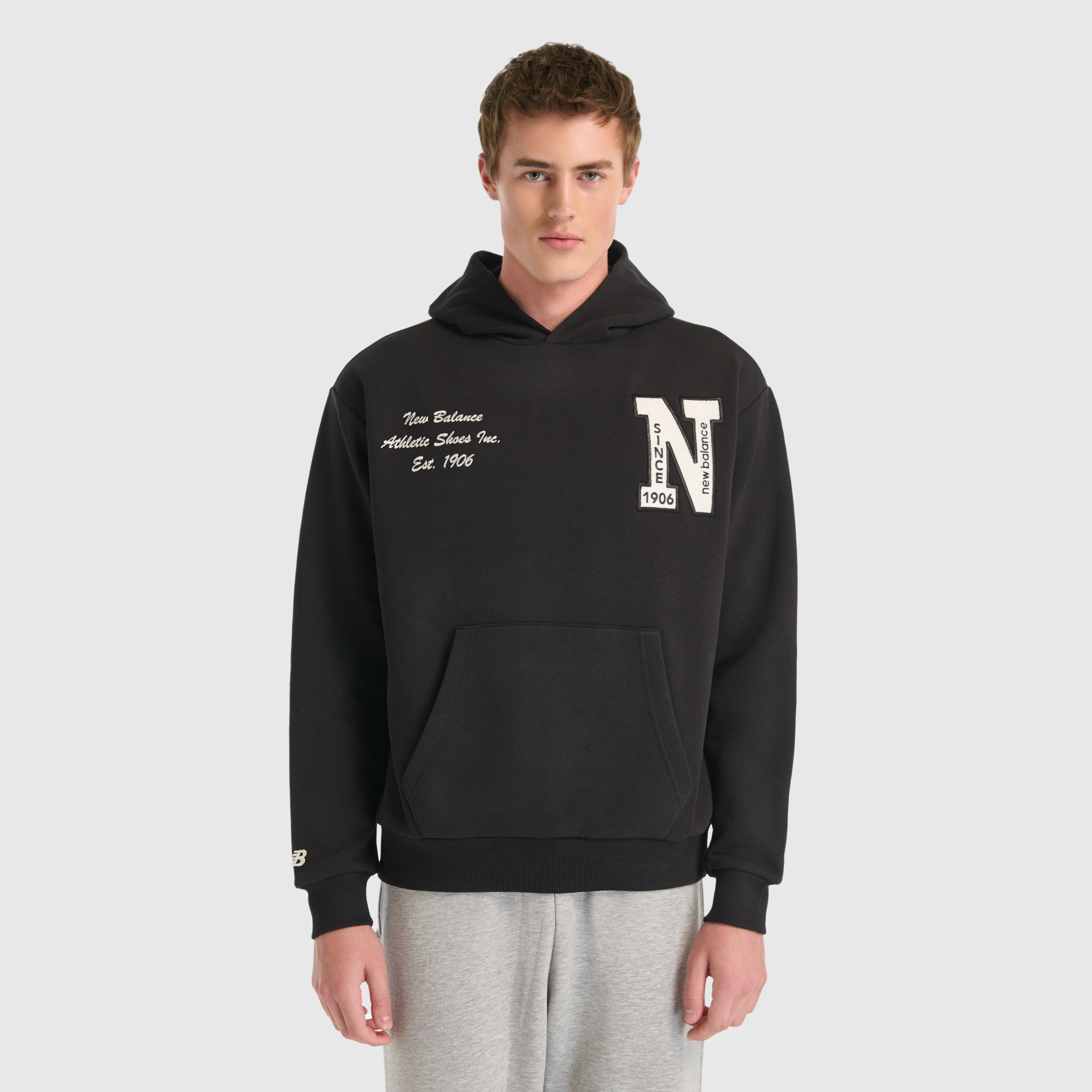 New Balance UNH3534 Siyah Unisex Sweatshirt - Siyah