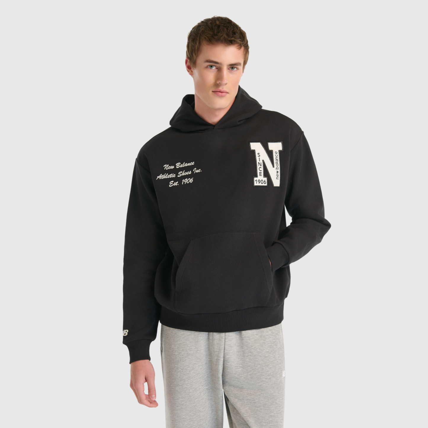 New Balance UNH3534 Siyah Unisex Sweatshirt - Siyah