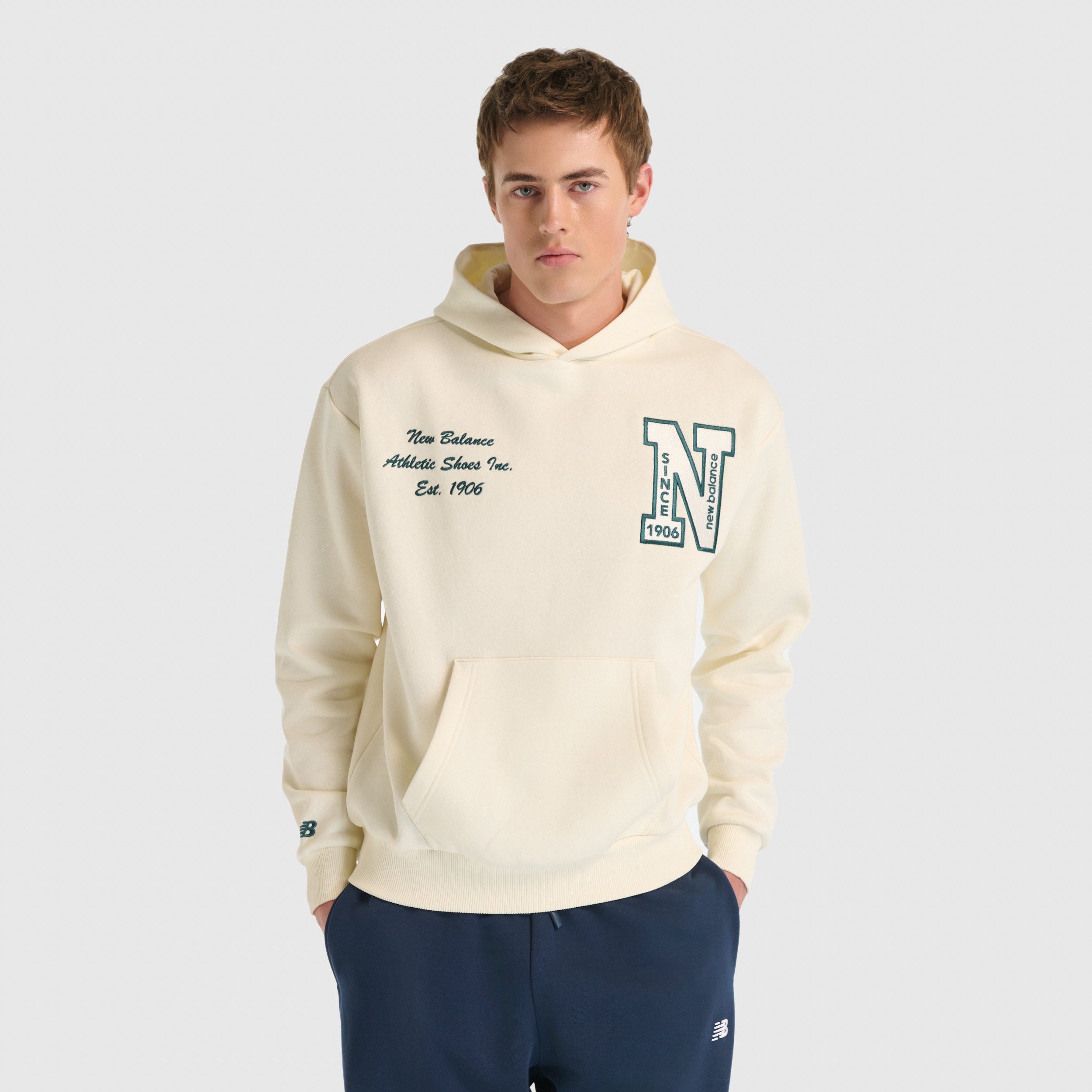 New Balance UNH3534 Bej Unisex Sweatshirt - Bej