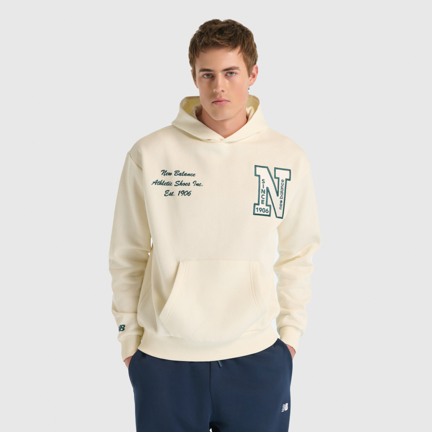 New Balance UNH3534 Bej Unisex Sweatshirt - Bej