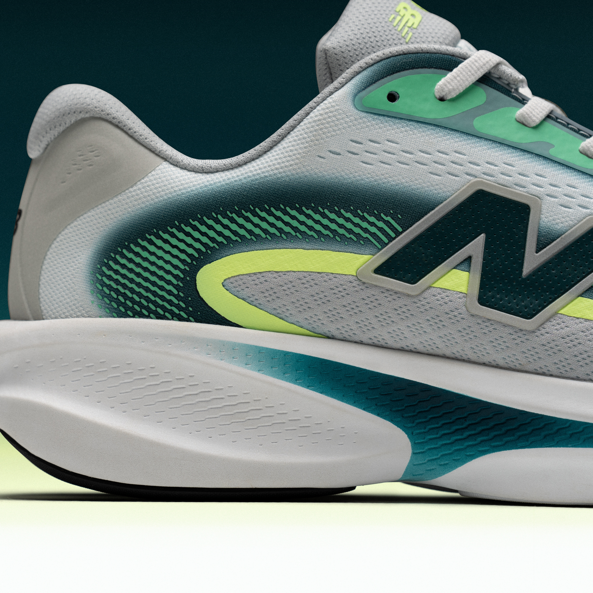 New Balance ELLIPSE Yeşil Kadın Koşu Ayakkabı WELPS13W - Yeşil