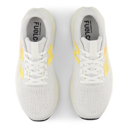 New Balance FuelCell Propel V5 Beyaz Kadın Koşu Ayakkabı WFCPRCF5 - Beyaz