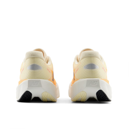 New Balance Rebel Bej Kadın Koşu Ayakkabı WFCX8KC - Bej
