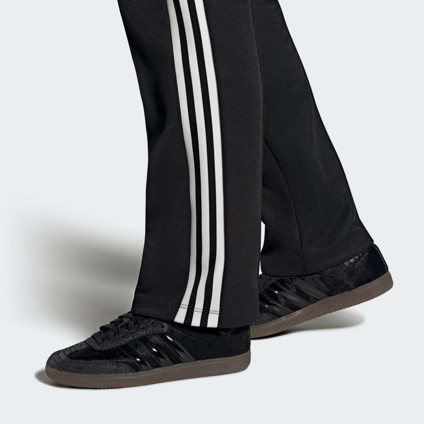 SAMBA OG PONY HAIR AYAKKABI - Core Black / Core Black / Off White - IH9149 - Görsel 2
