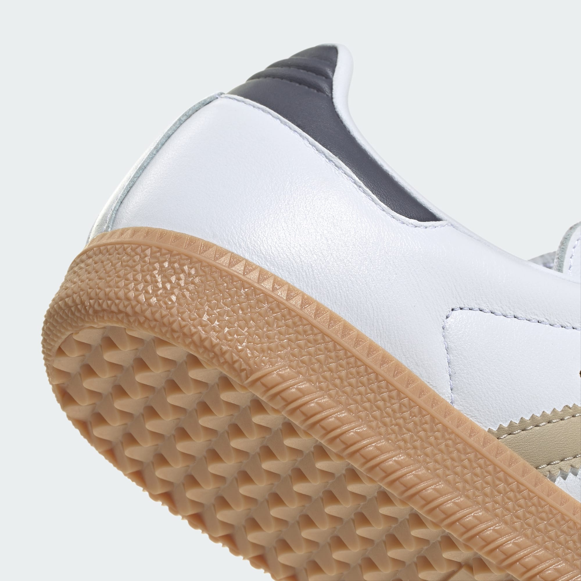 Samba OG Ayakkabı - Cloud White / Stone Khaki / Gum - IH6870 - Görsel 7